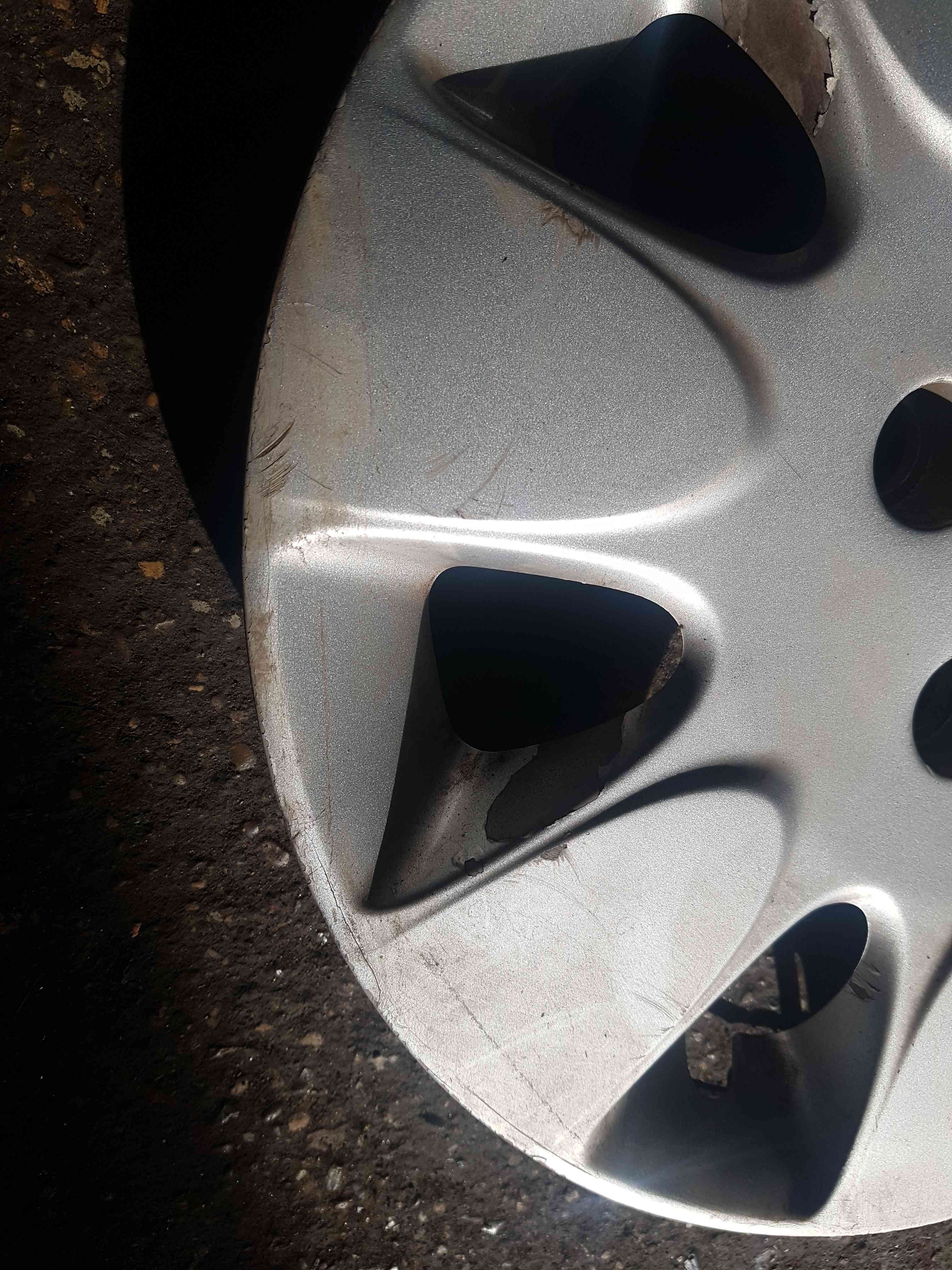 Thumb 2 Nissan Micra K12 2002-2010 15INCH Steel Wheel Centre HUB Cover 40315BC400