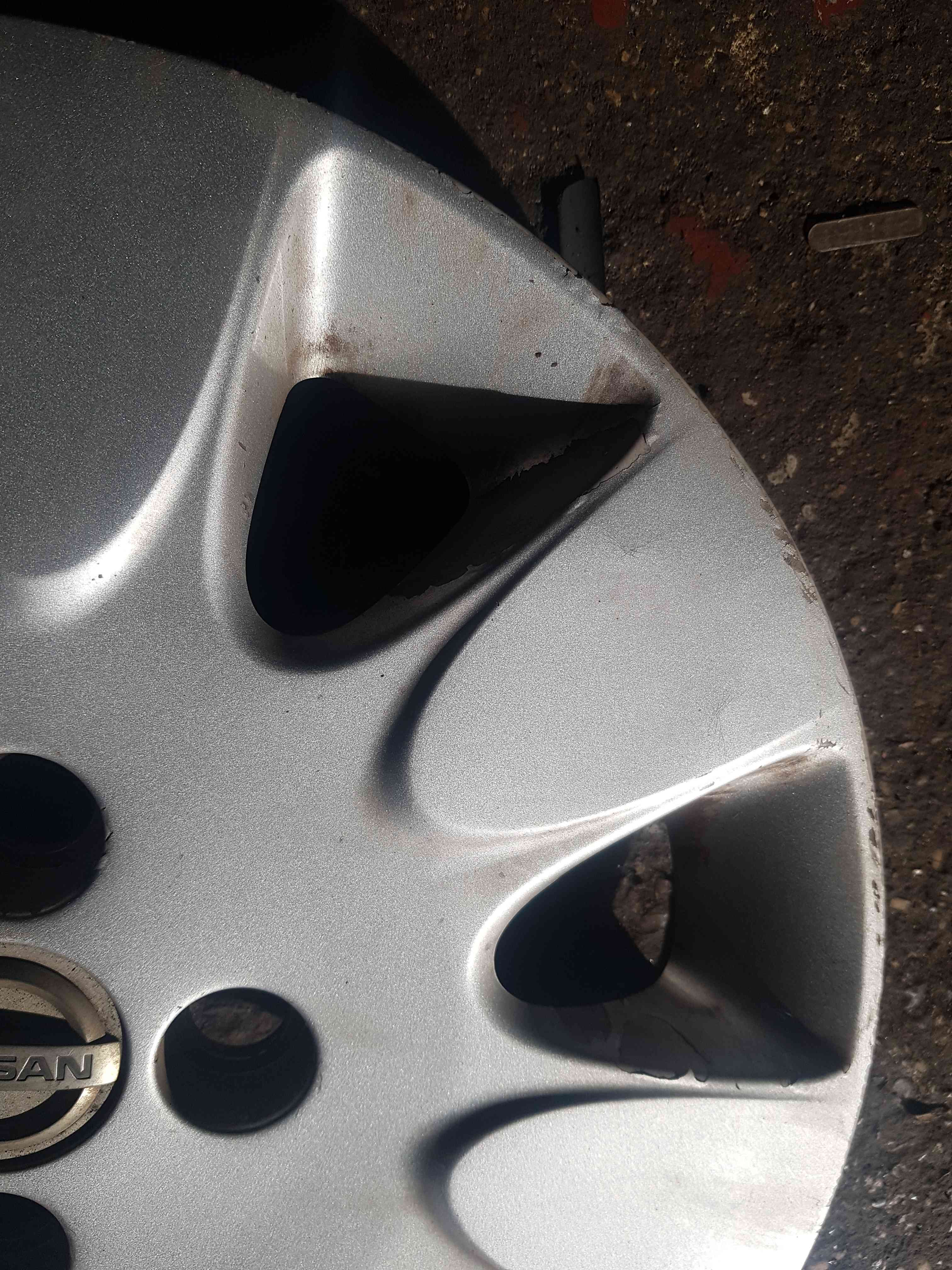 Thumb 5 Nissan Micra K12 2002-2010 15INCH Steel Wheel Centre HUB Cover 40315BC400