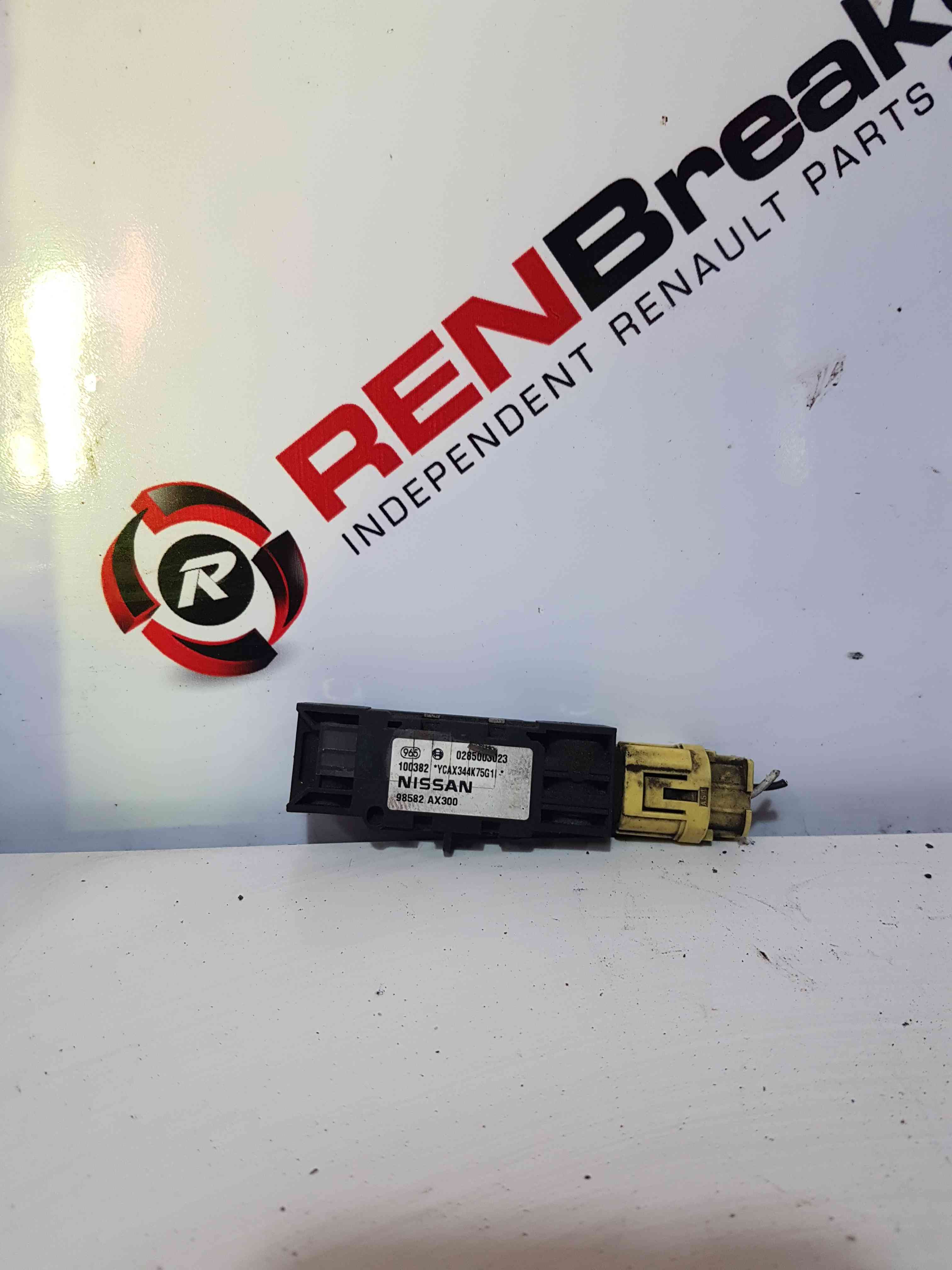 Thumb 2 Nissan Micra K12 2002-2010 Airbag Crash Impact Sensor  98582AX300