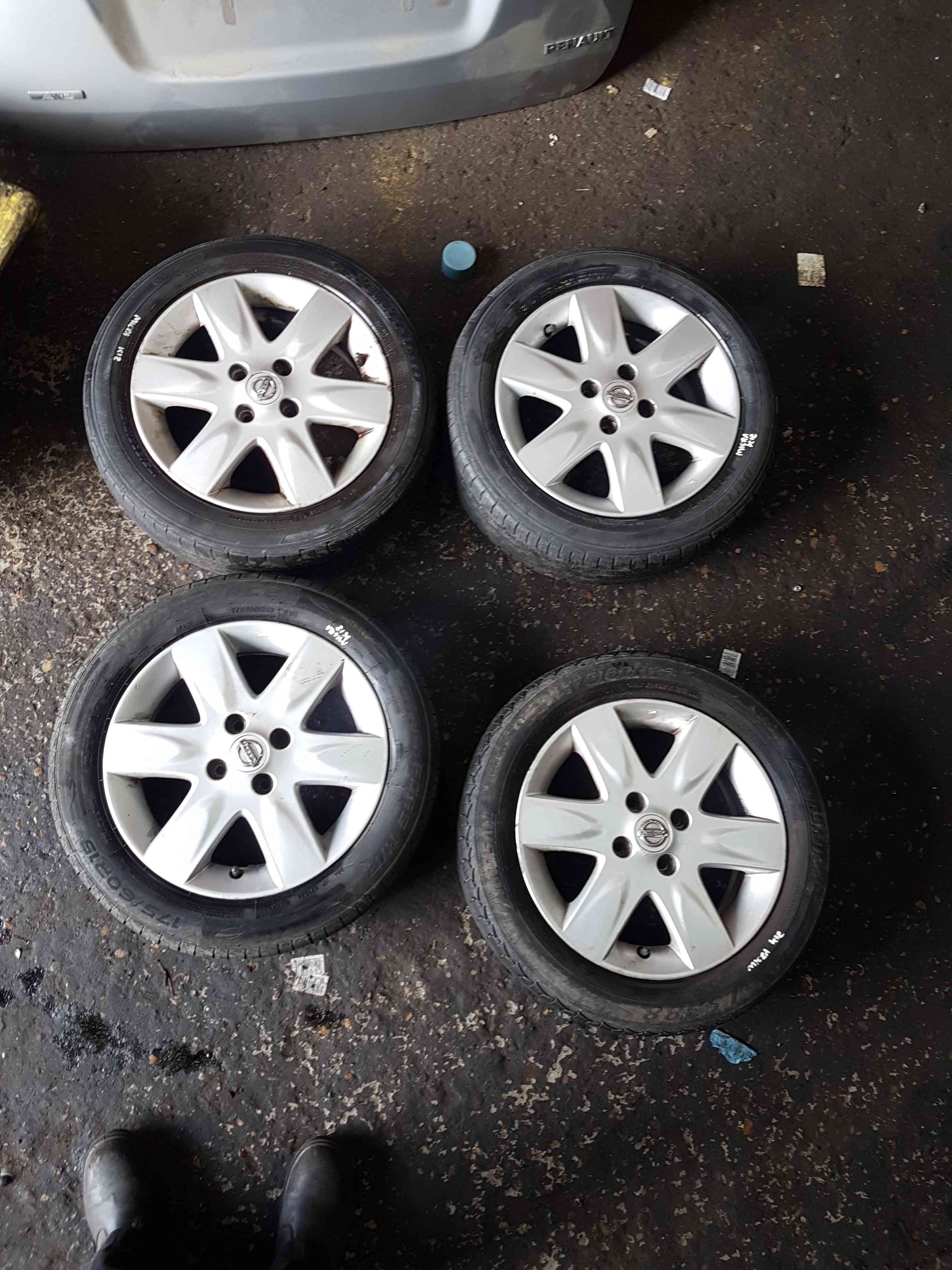 Thumb 10 Nissan Micra K12 2002-2010 Alloy Wheels SET X4   Tyres 185 50 16 4/5 5Mm