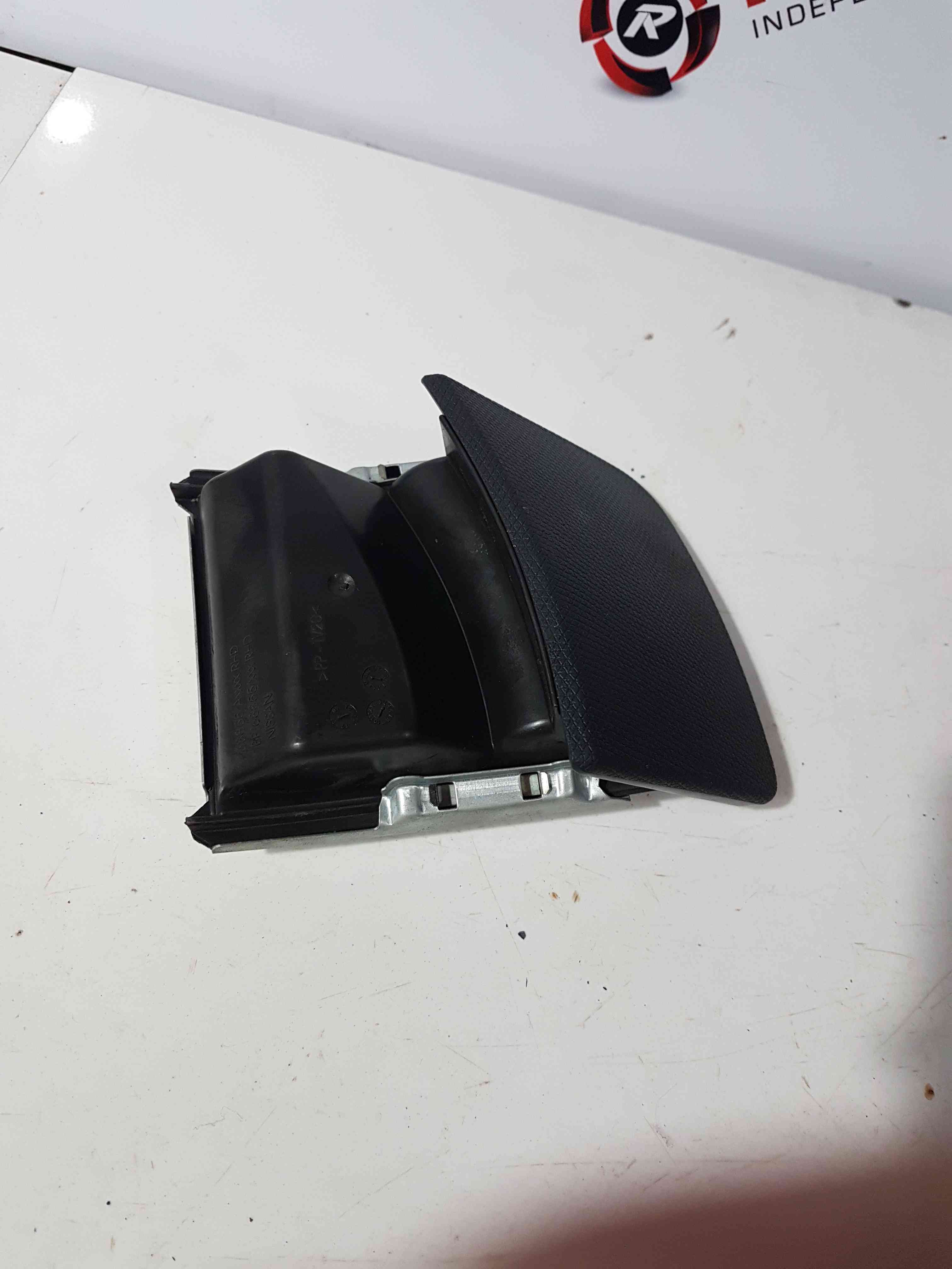 Thumb 5 Nissan Micra K12 2002-2010 Ashtray Compartment