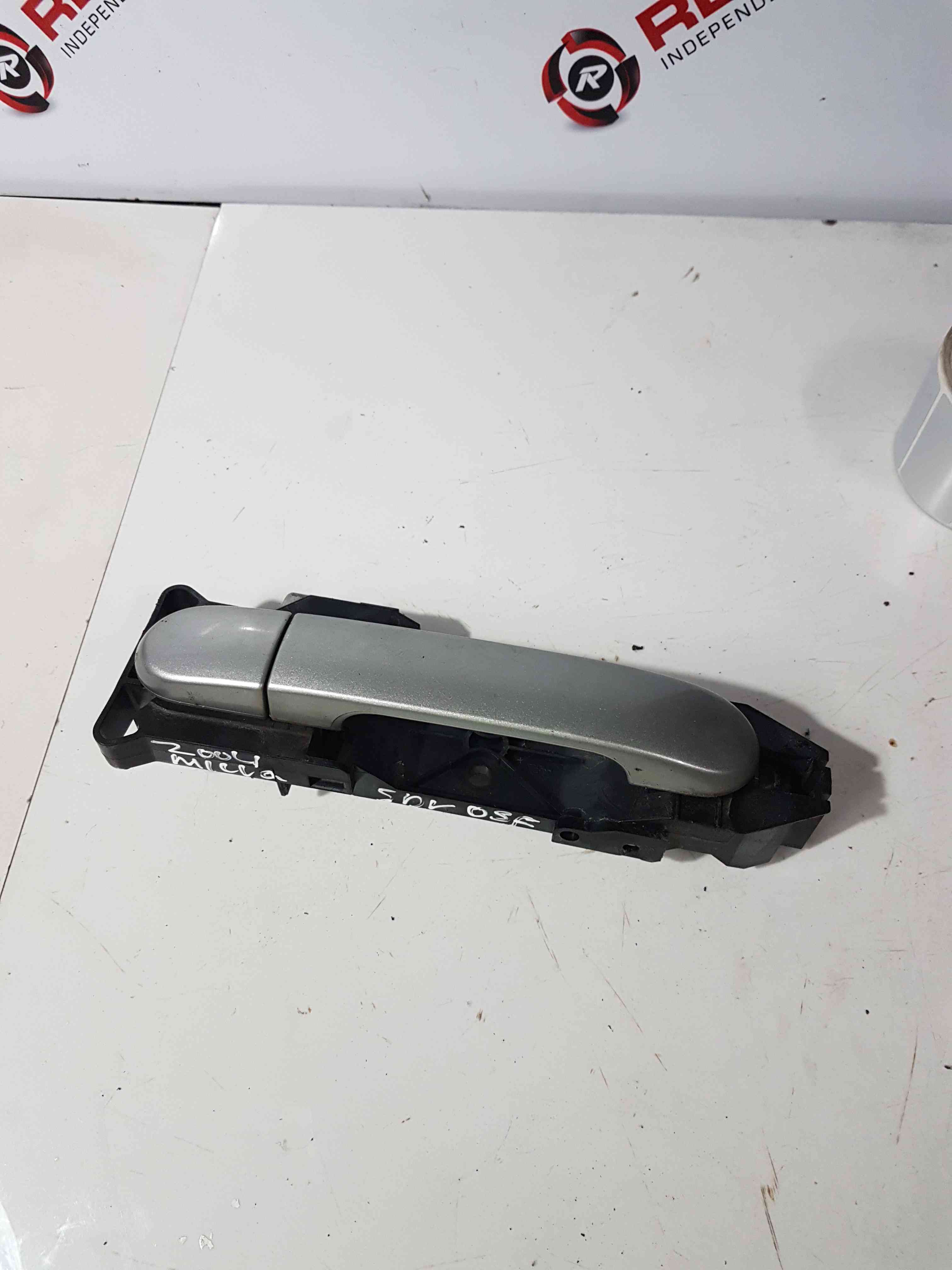 Thumb 2 Nissan Micra K12 2002-2010 Drivers OSF Front Exterior Handle Silver