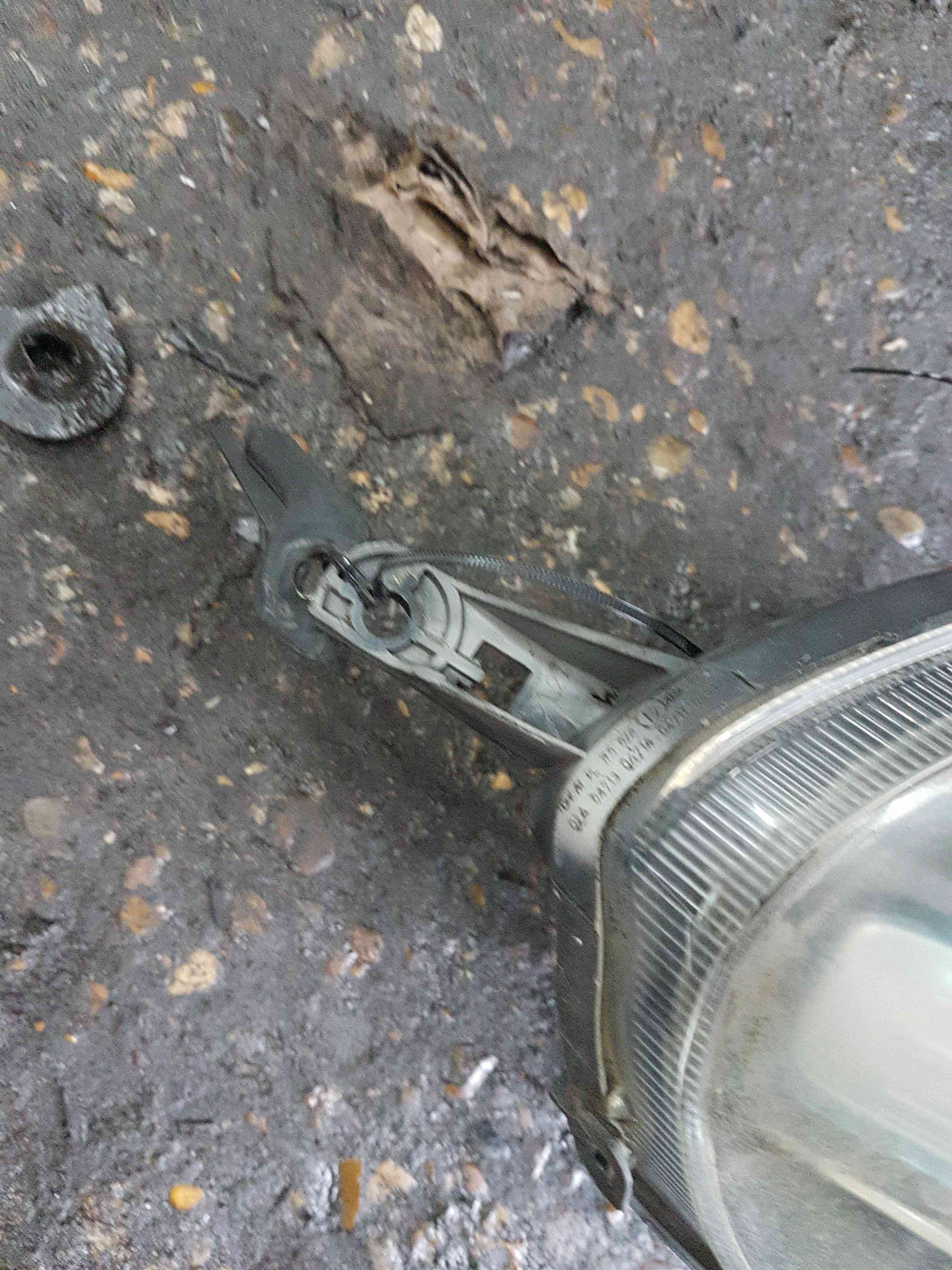 Thumb 2 Nissan Micra K12 2002-2010 Drivers OSF Front Headlight