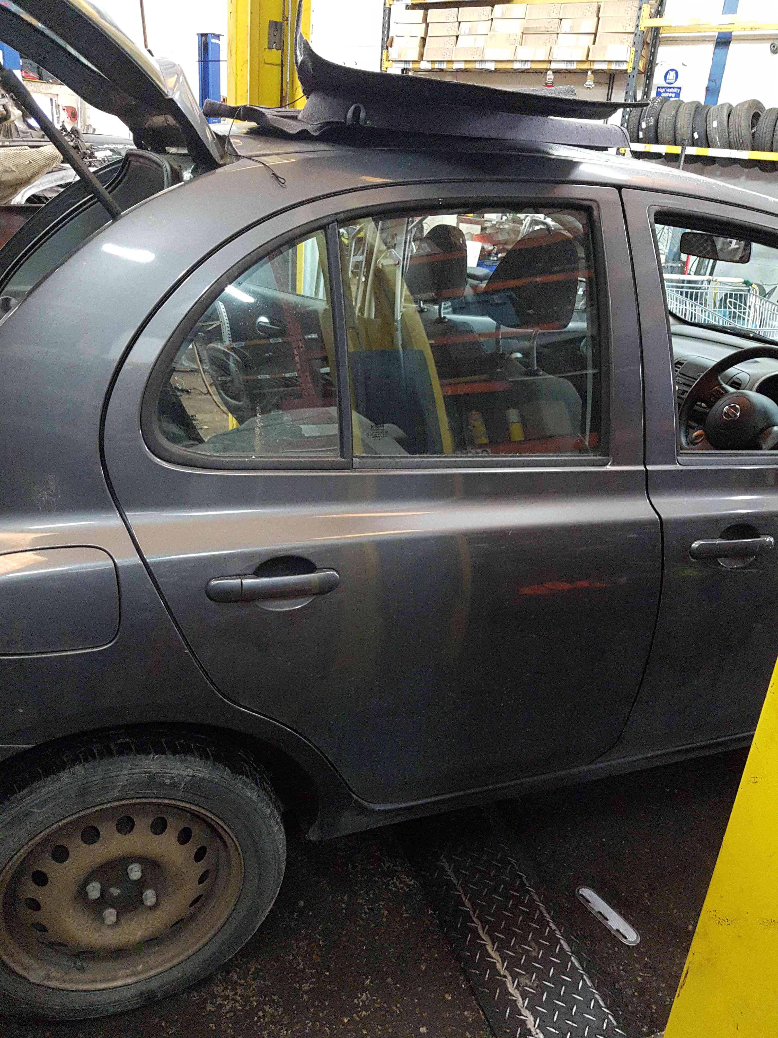 Thumb 4 Nissan Micra K12 2002-2010 Drivers OSR Rear Grey KY5