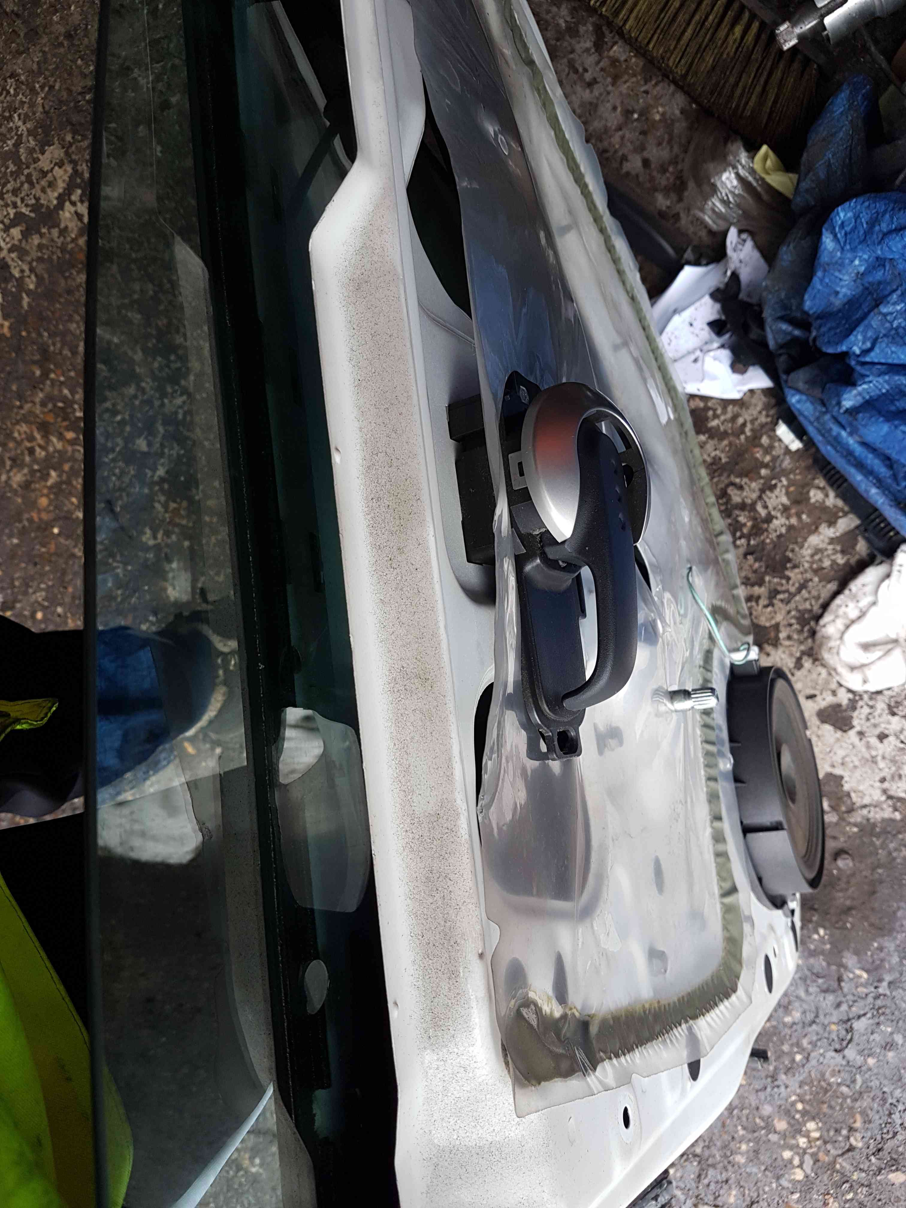 Thumb 6 Nissan Micra K12 2002-2010 Drivers OSR Rear White Door 326