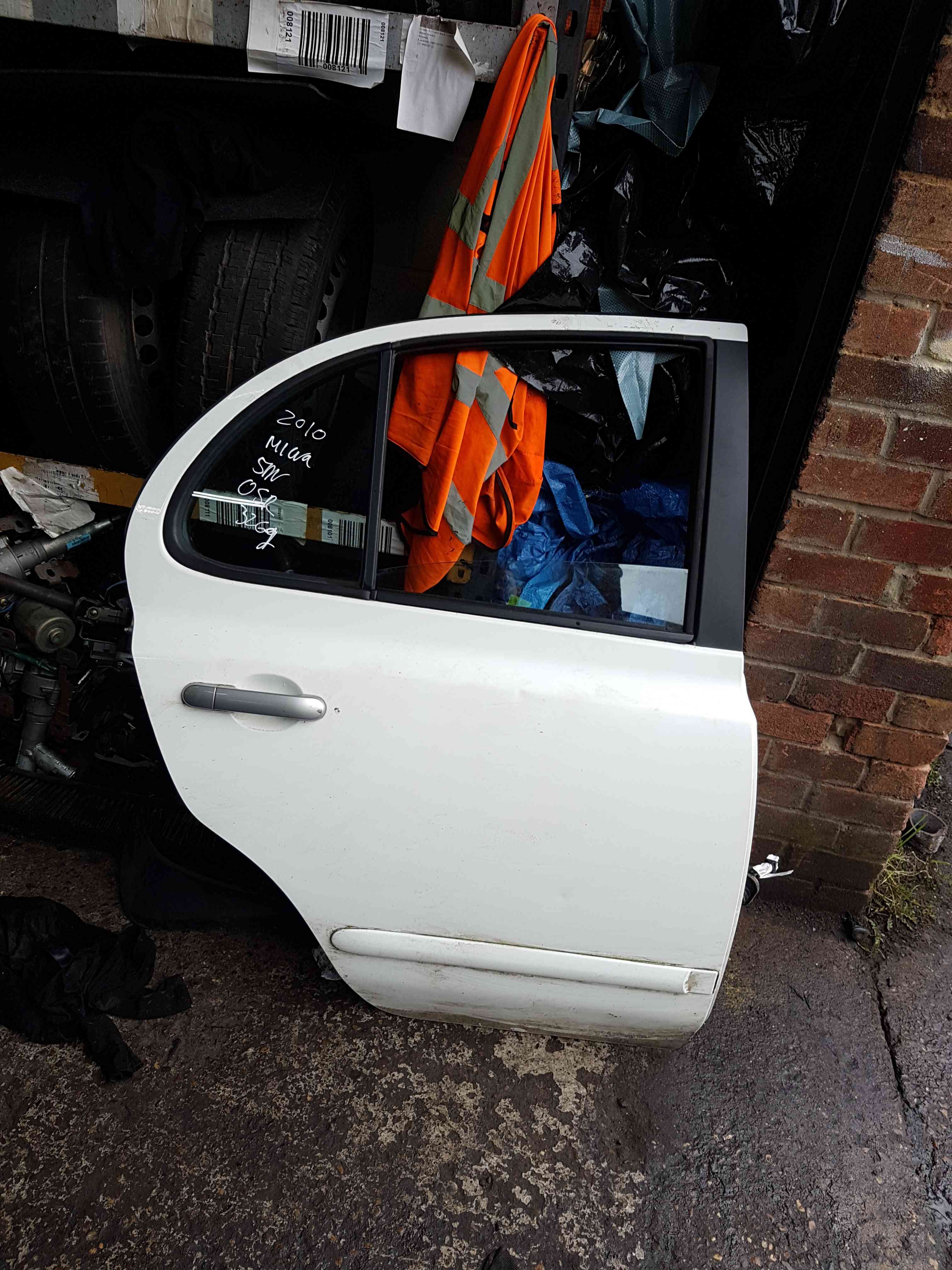 Thumb 7 Nissan Micra K12 2002-2010 Drivers OSR Rear White Door 326