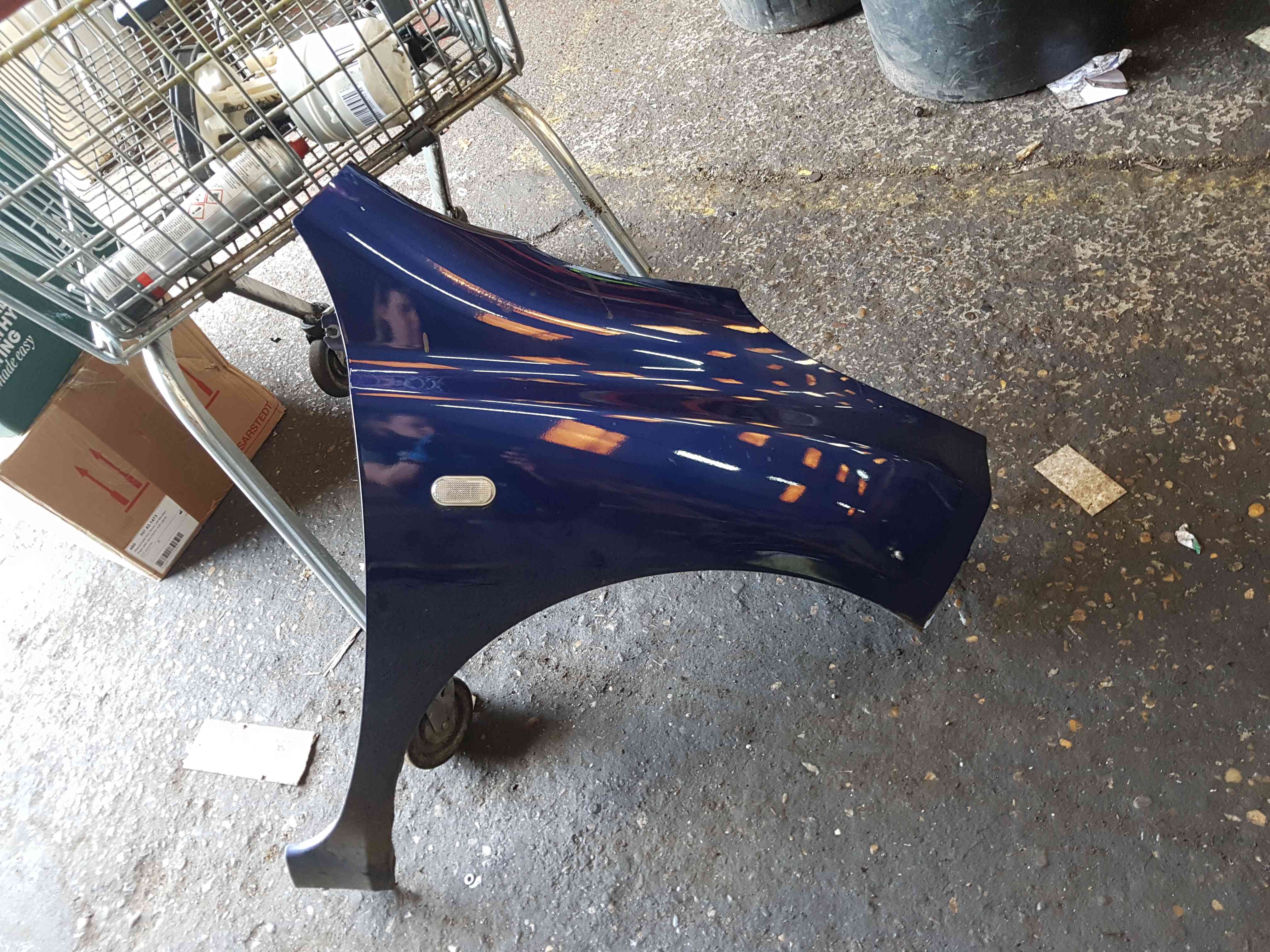 Thumb 3 Nissan Micra K12 2002-2010 Drivers Os Wing BW6 Blue