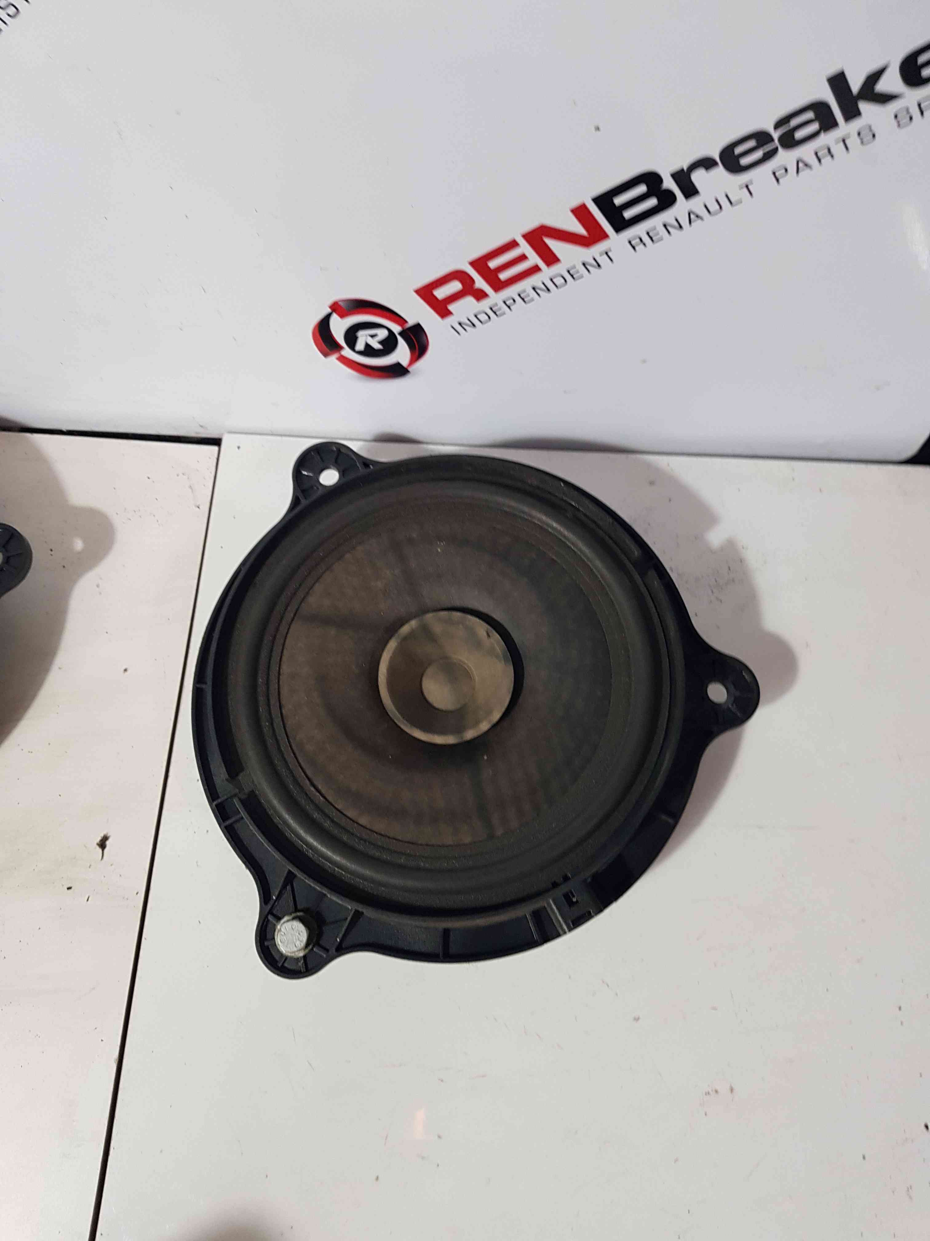 Thumb 2 Nissan Micra K12 2002-2010 Drivers Passenger Door Speaker 281569u00a