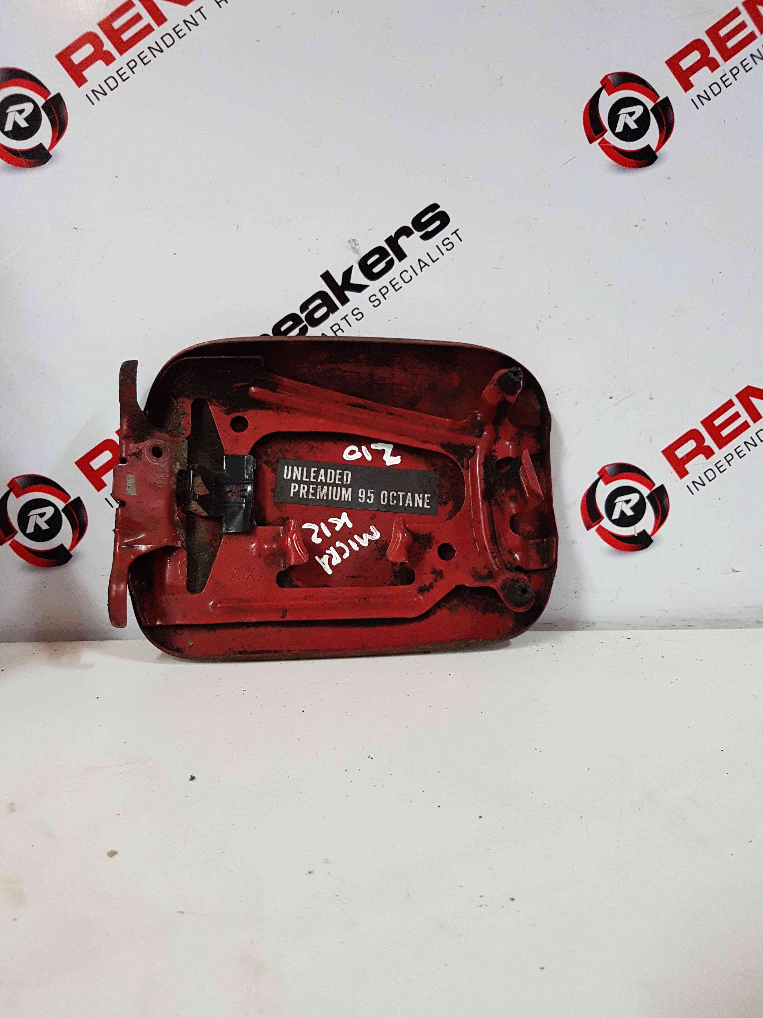 Thumb 5 Nissan Micra K12 2002-2010 Fuel Flap RED Z10