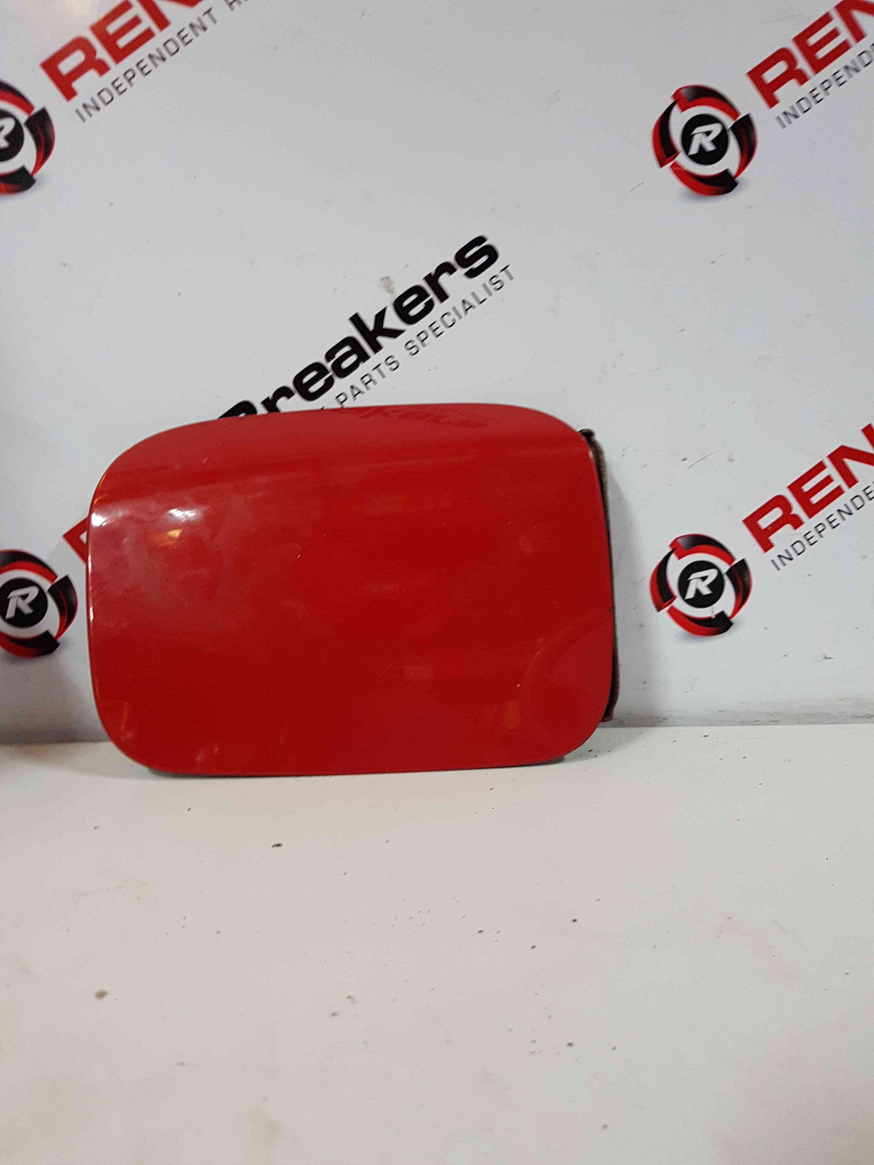 Thumb 10 Nissan Micra K12 2002-2010 Fuel Flap RED Z10