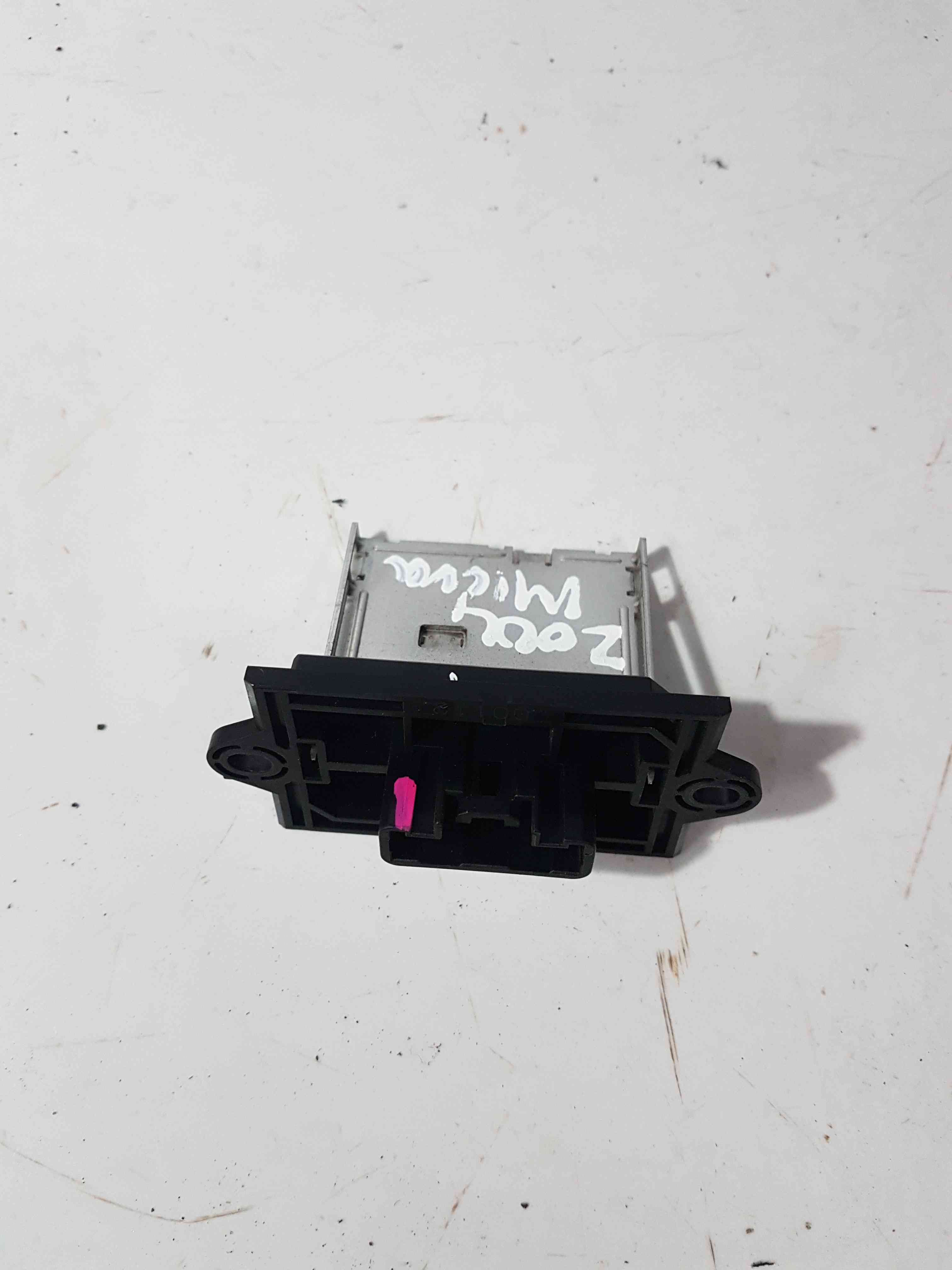 Thumb 2 Nissan Micra K12 2002-2010 Heater Resistor