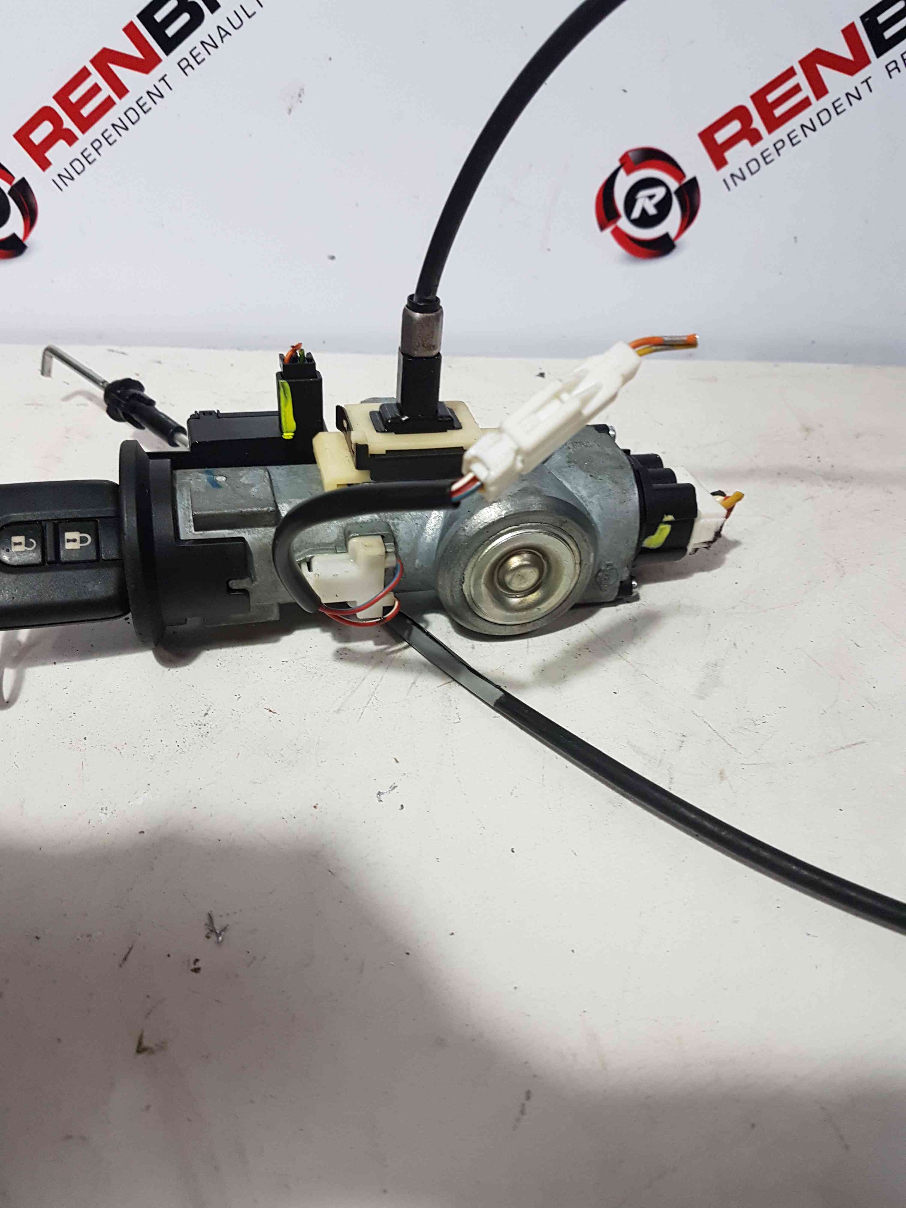 Thumb 7 Nissan Micra K12 2002-2010 Ignition Barrel + KEY Transponder  Automatic 