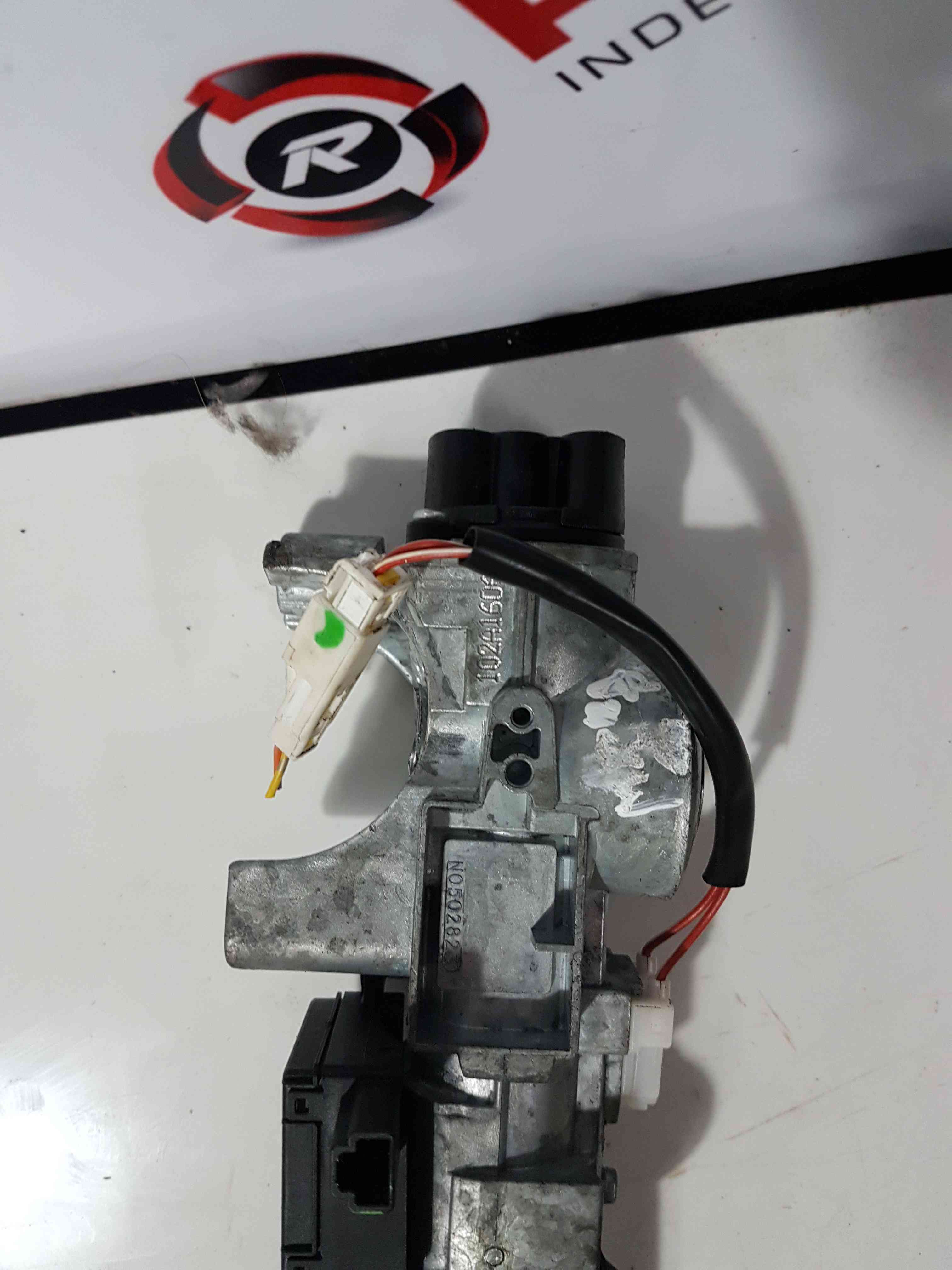 Thumb 5 Nissan Micra K12 2002-2010 Ignition Barrel + KEY Transponder 28590AX600