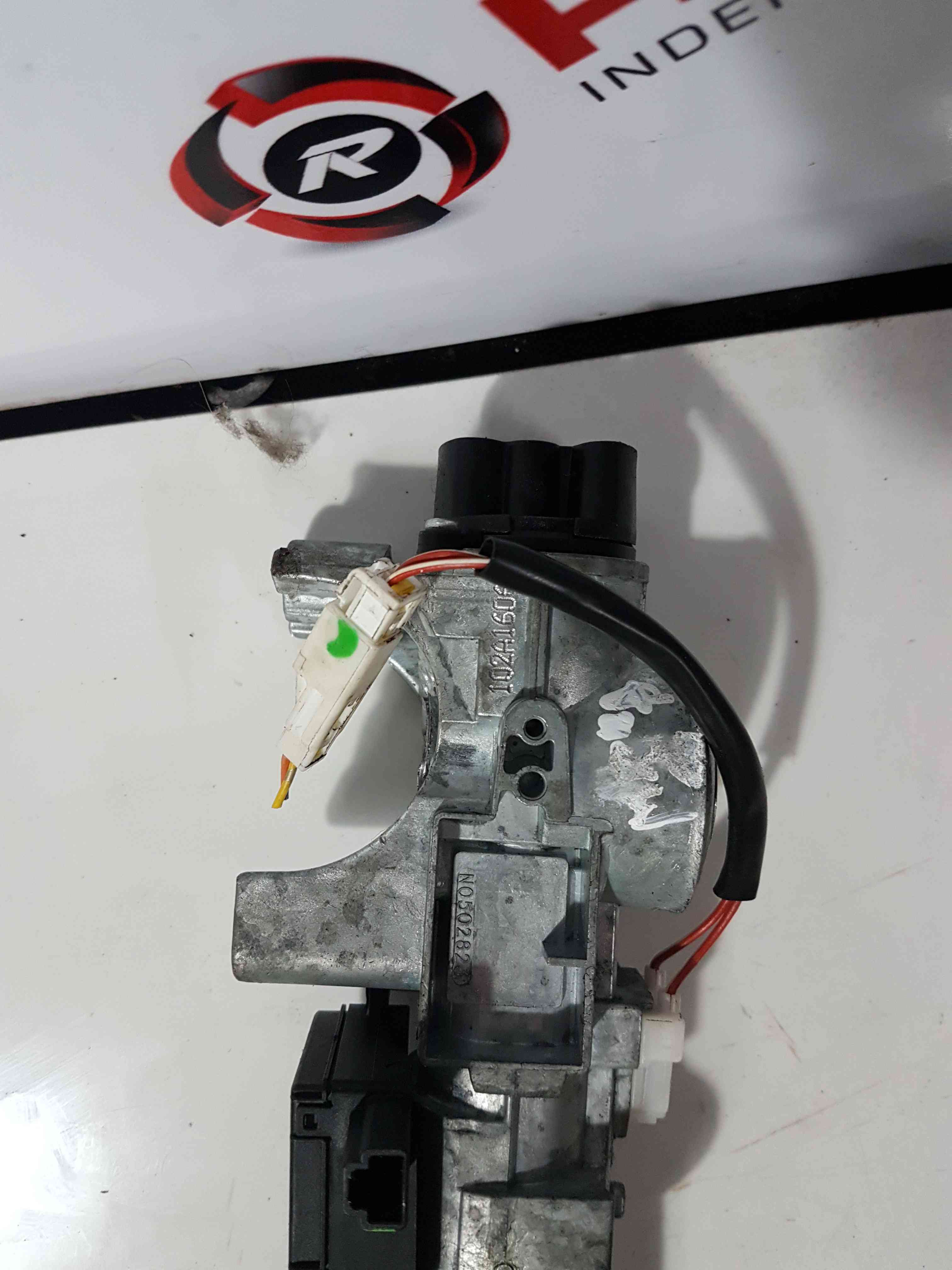 Thumb 6 Nissan Micra K12 2002-2010 Ignition Barrel + KEY Transponder 28590AX600