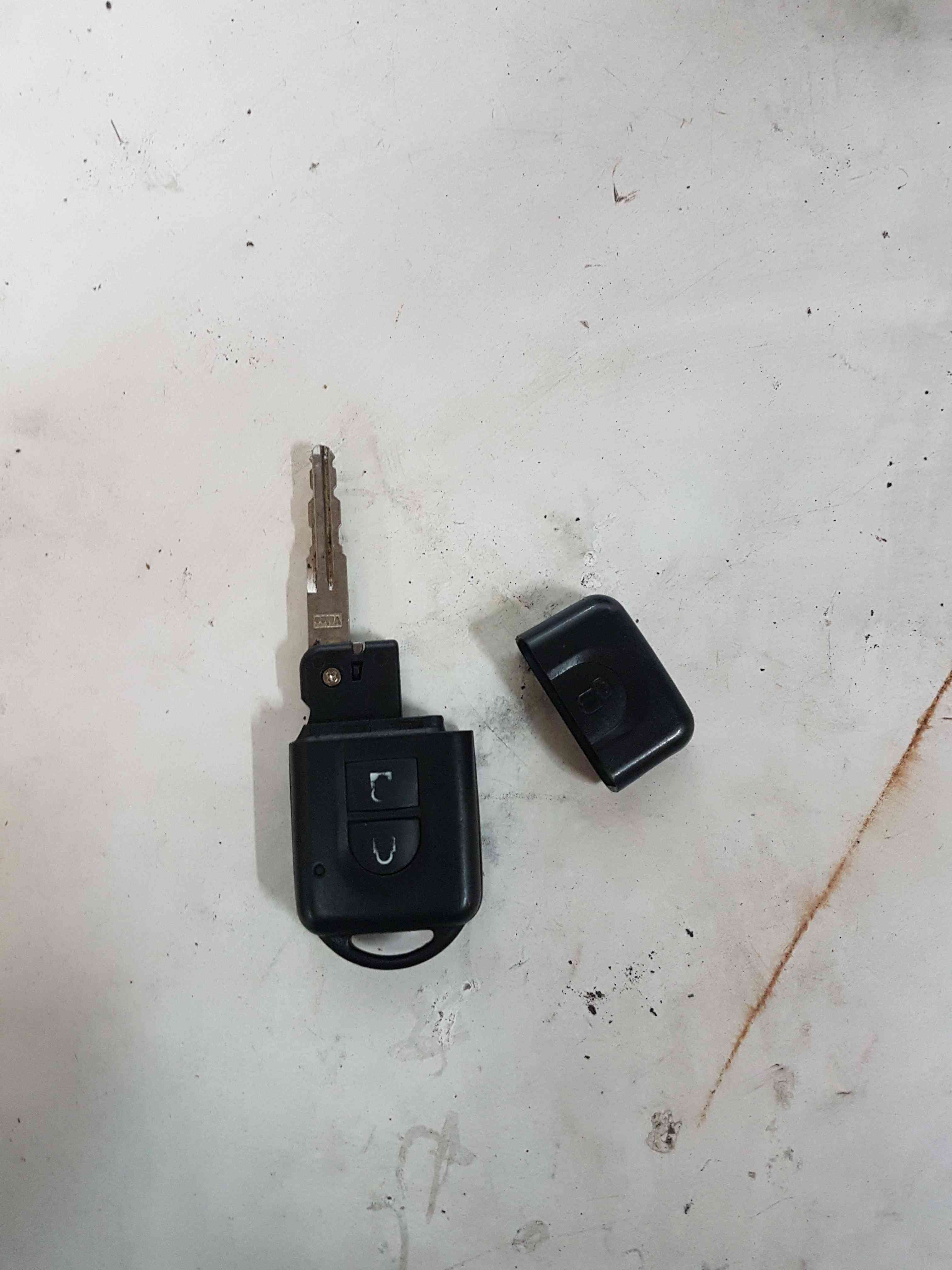 Thumb 12 Nissan Micra K12 2002-2010 Ignition Barrel + KEY Transponder Keyless Automatic 