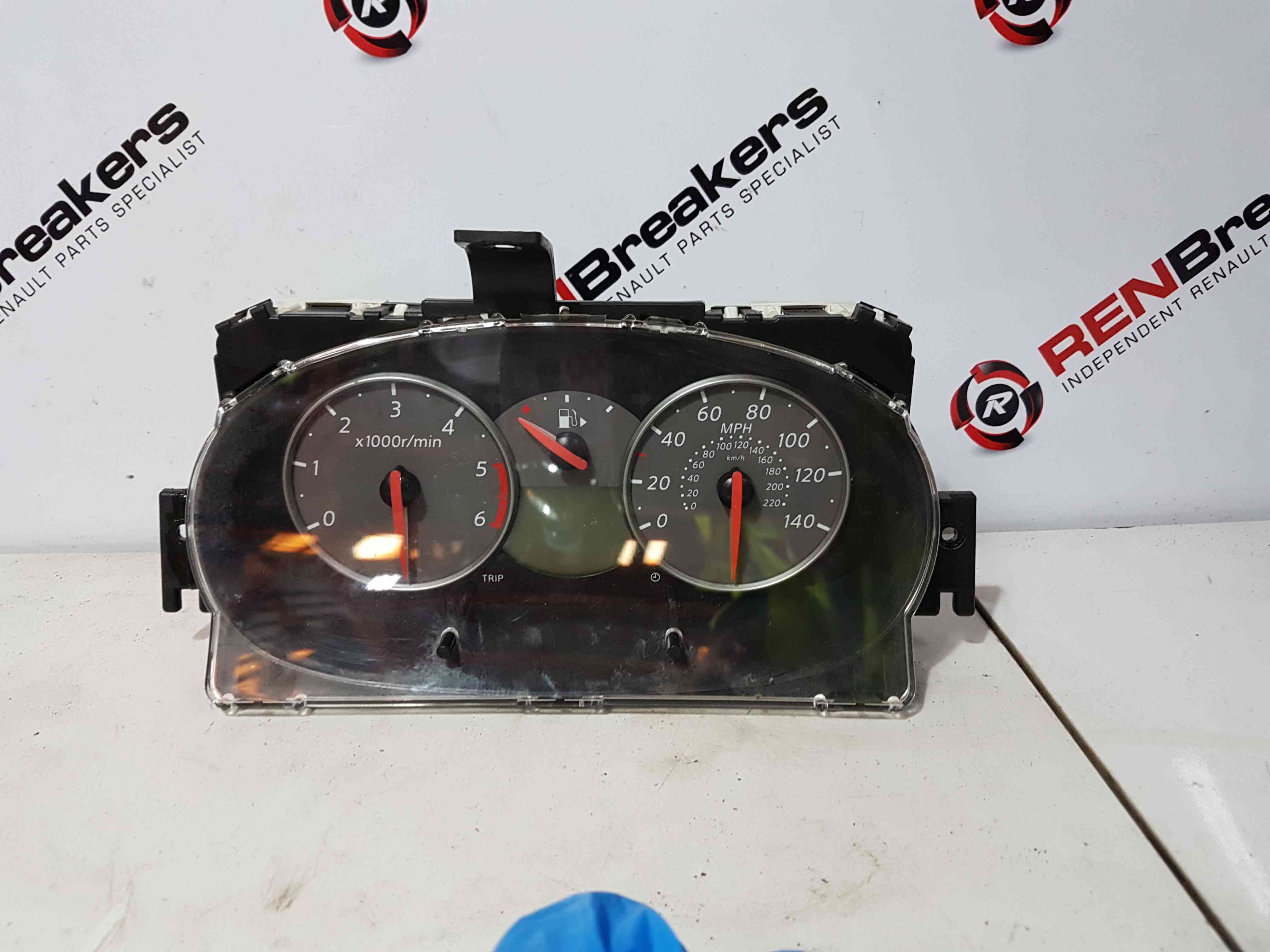 Thumb 7 Nissan Micra K12 2002-2010 Instrument Panel Dials