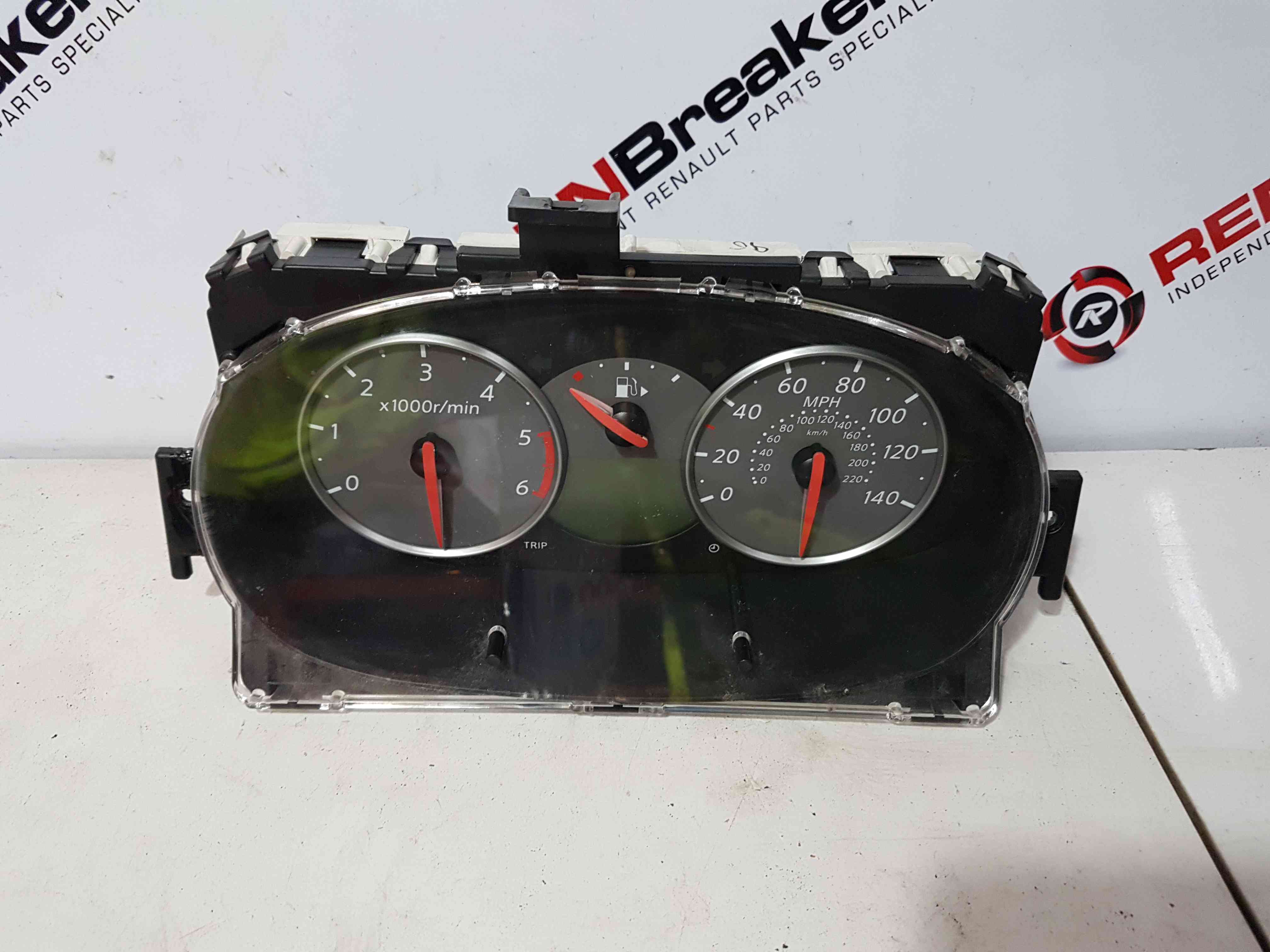 Thumb 8 Nissan Micra K12 2002-2010 Instrument Panel Dials