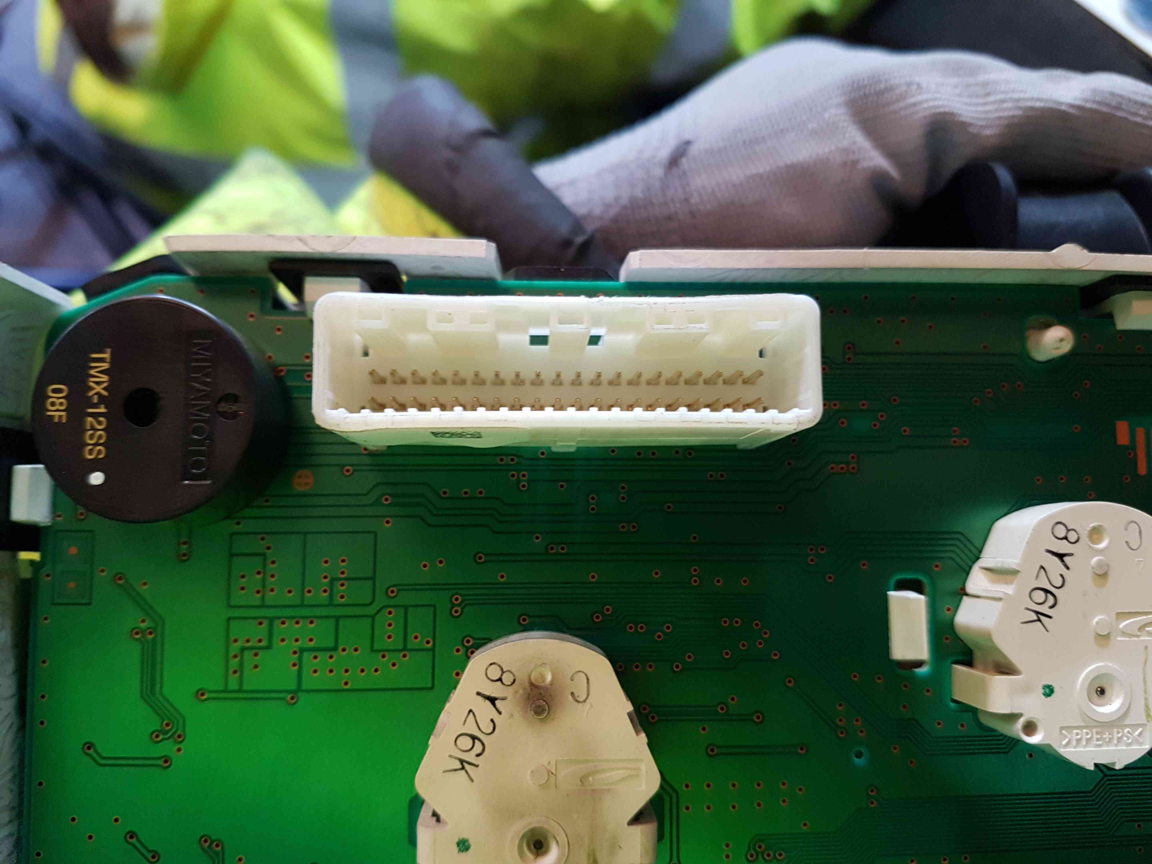 Thumb 11 Nissan Micra K12 2002-2010 Instrument Panel Dials