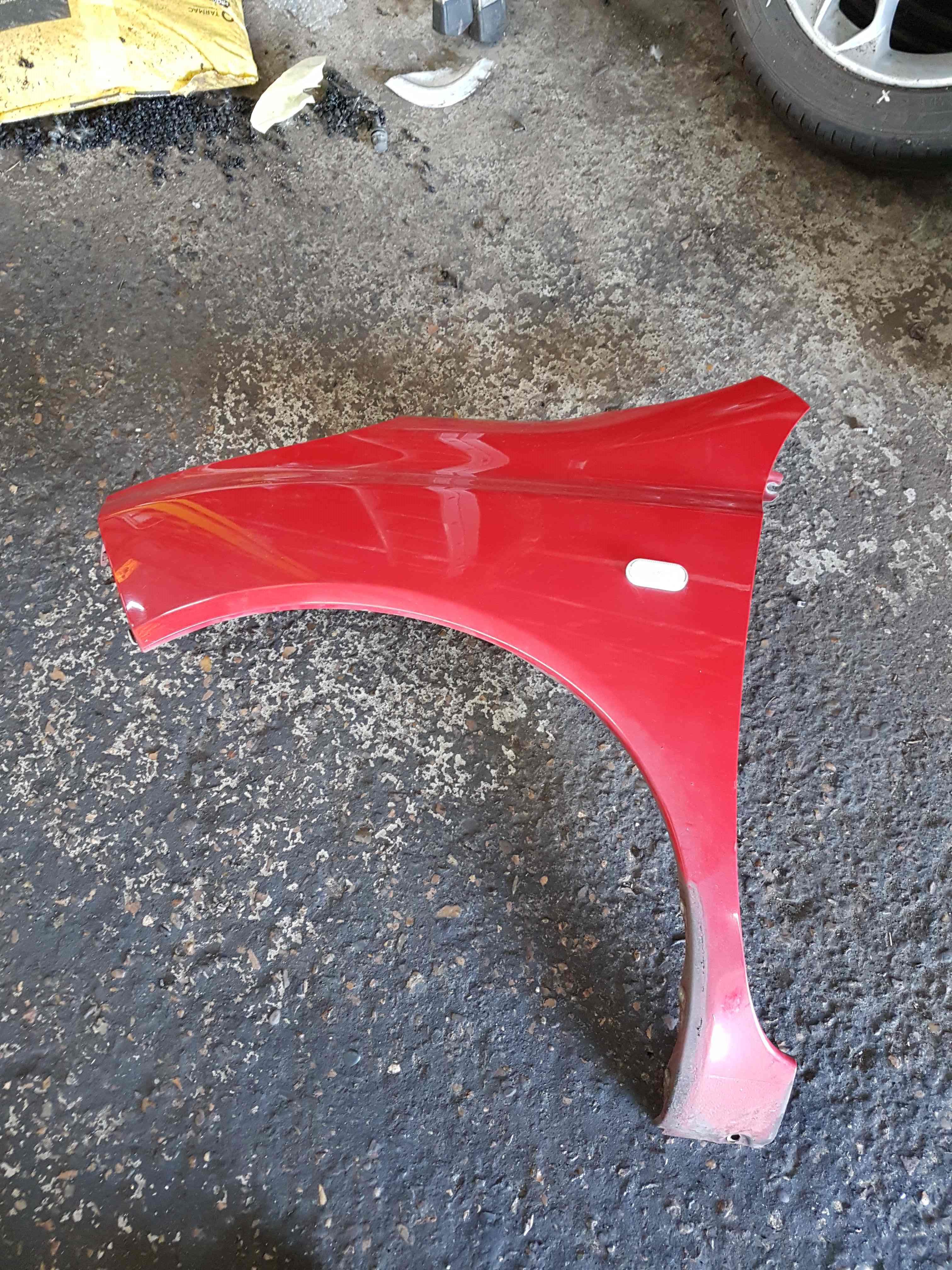 Thumb 3 Nissan Micra K12 2002-2010 Passenegr Ns Wing Z10 RED
