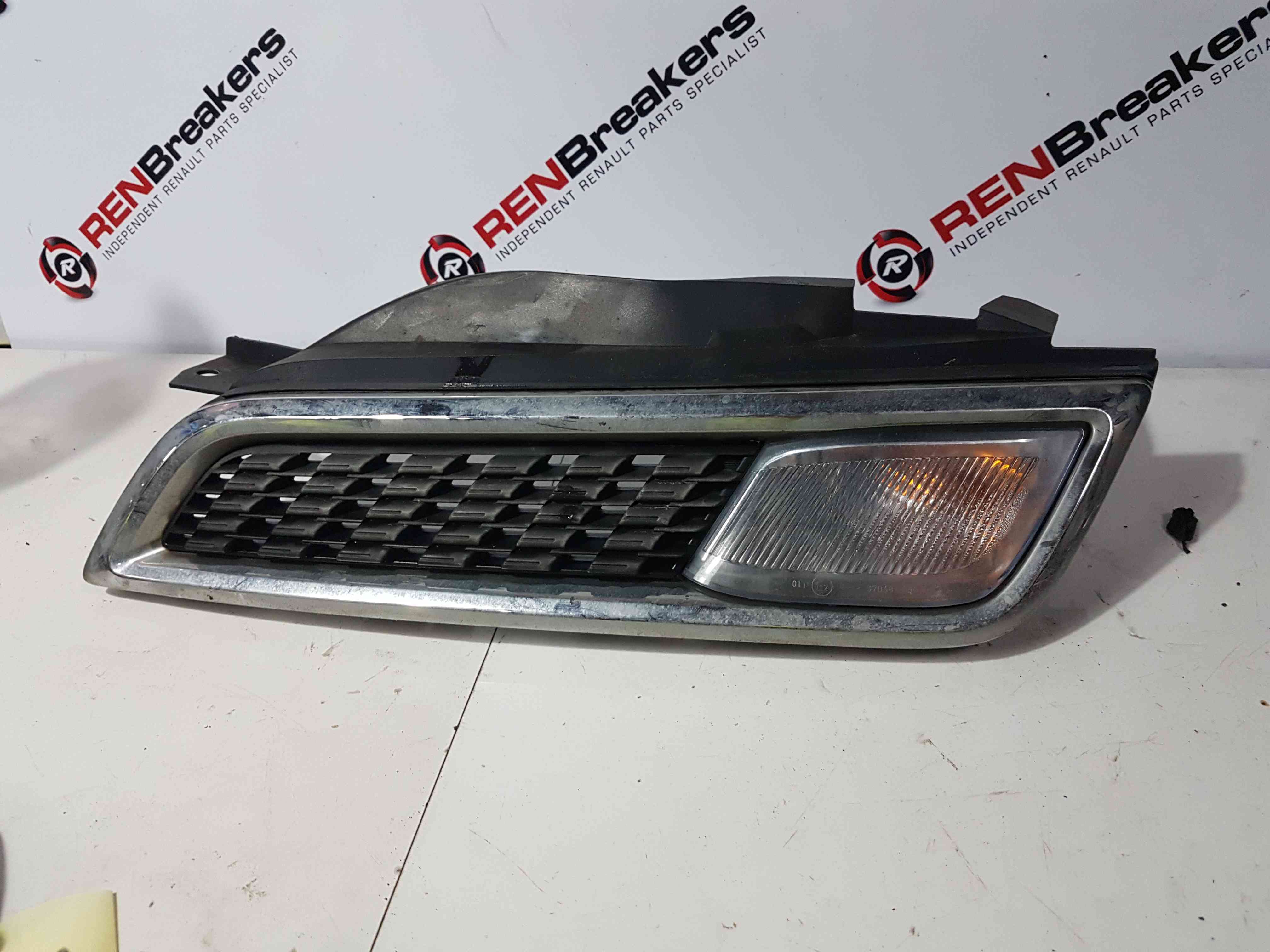 Thumb 5 Nissan Micra K12 2002-2010 Passenger NSF Front Grill + Indicator 62332BG00A