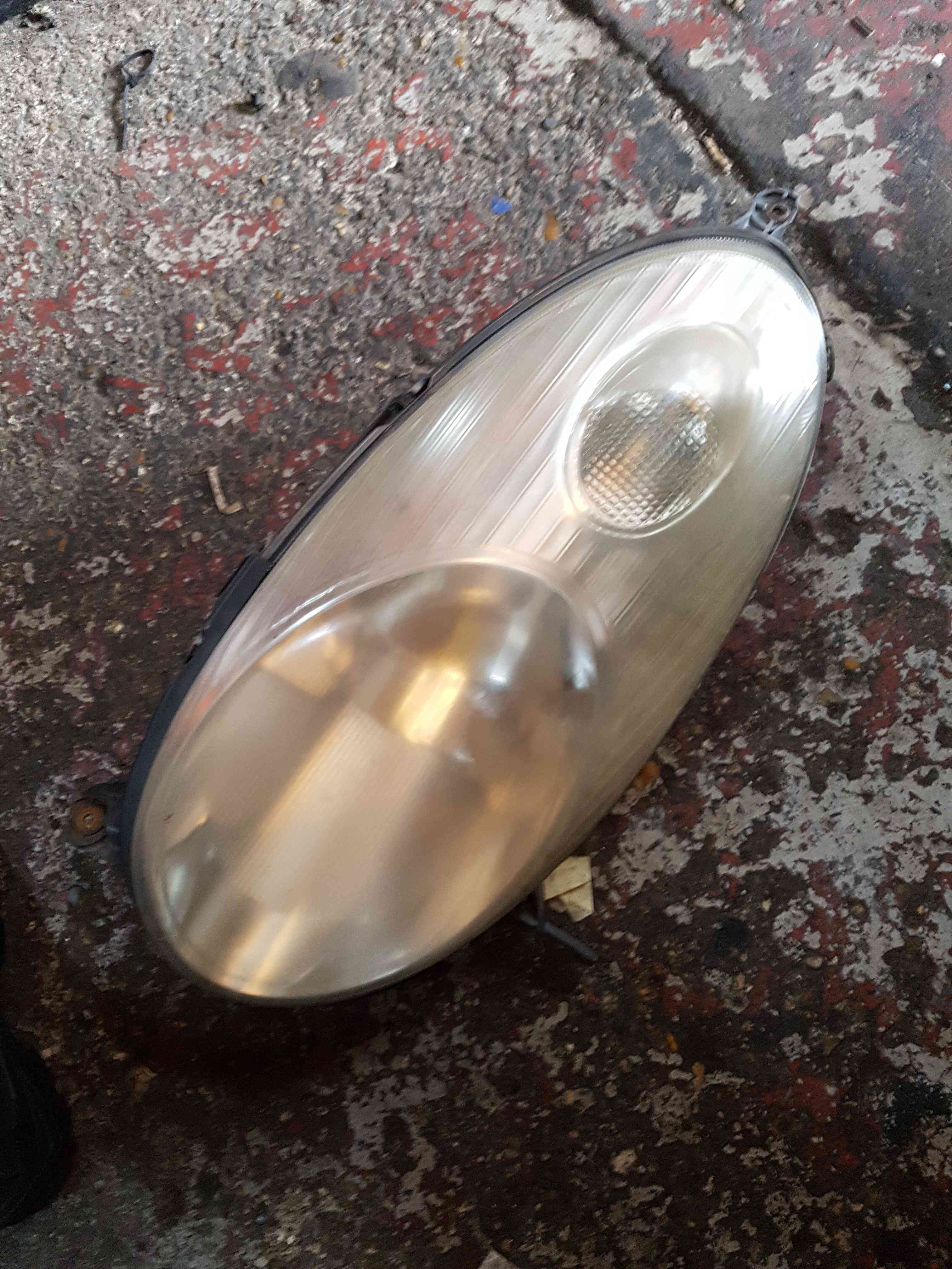 Thumb 7 Nissan Micra K12 2002-2010 Passenger NSF Front Headlight 26060AX600