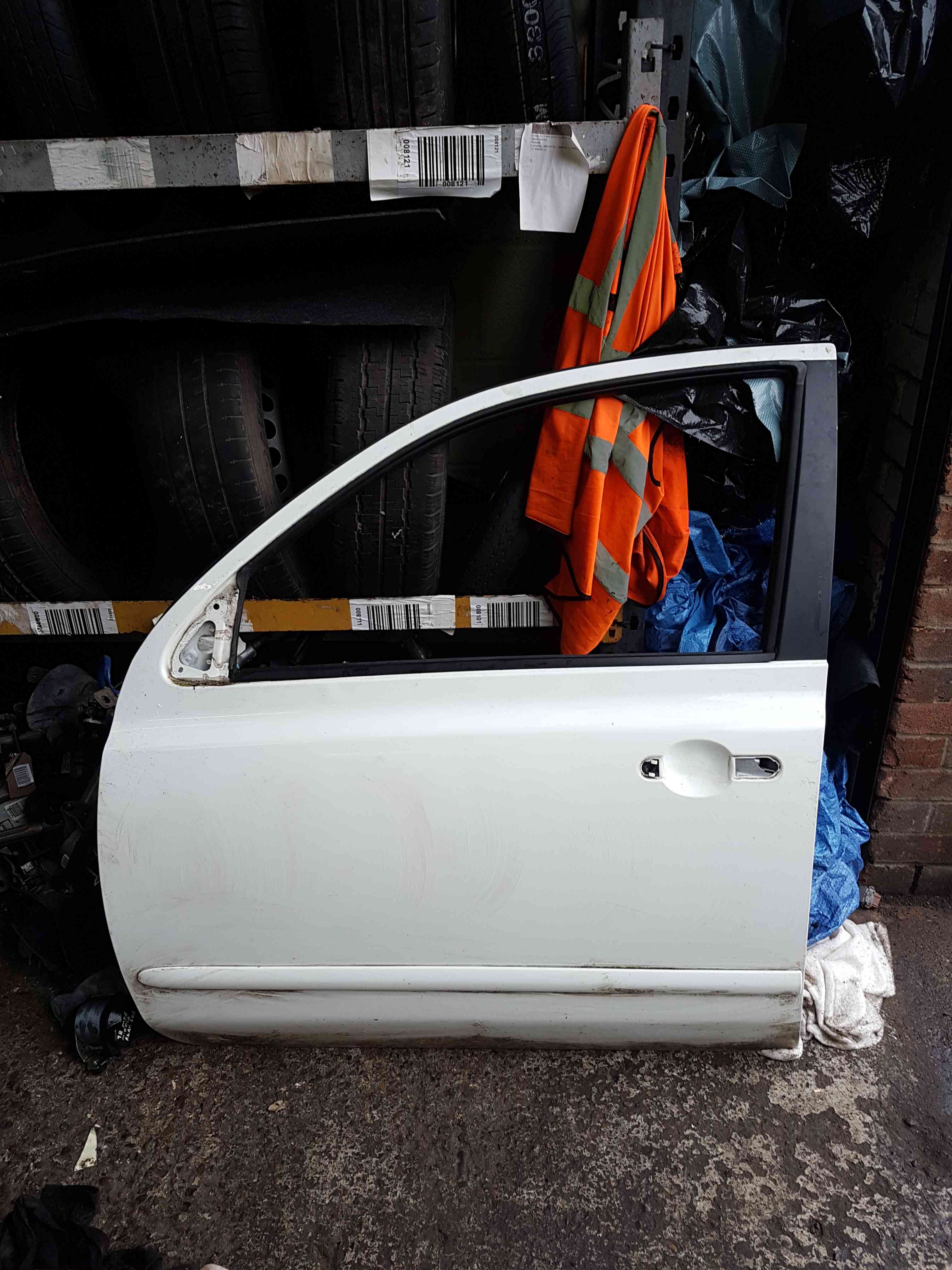 Thumb 7 Nissan Micra K12 2002-2010 Passenger NSF Front White Door 326 5dr