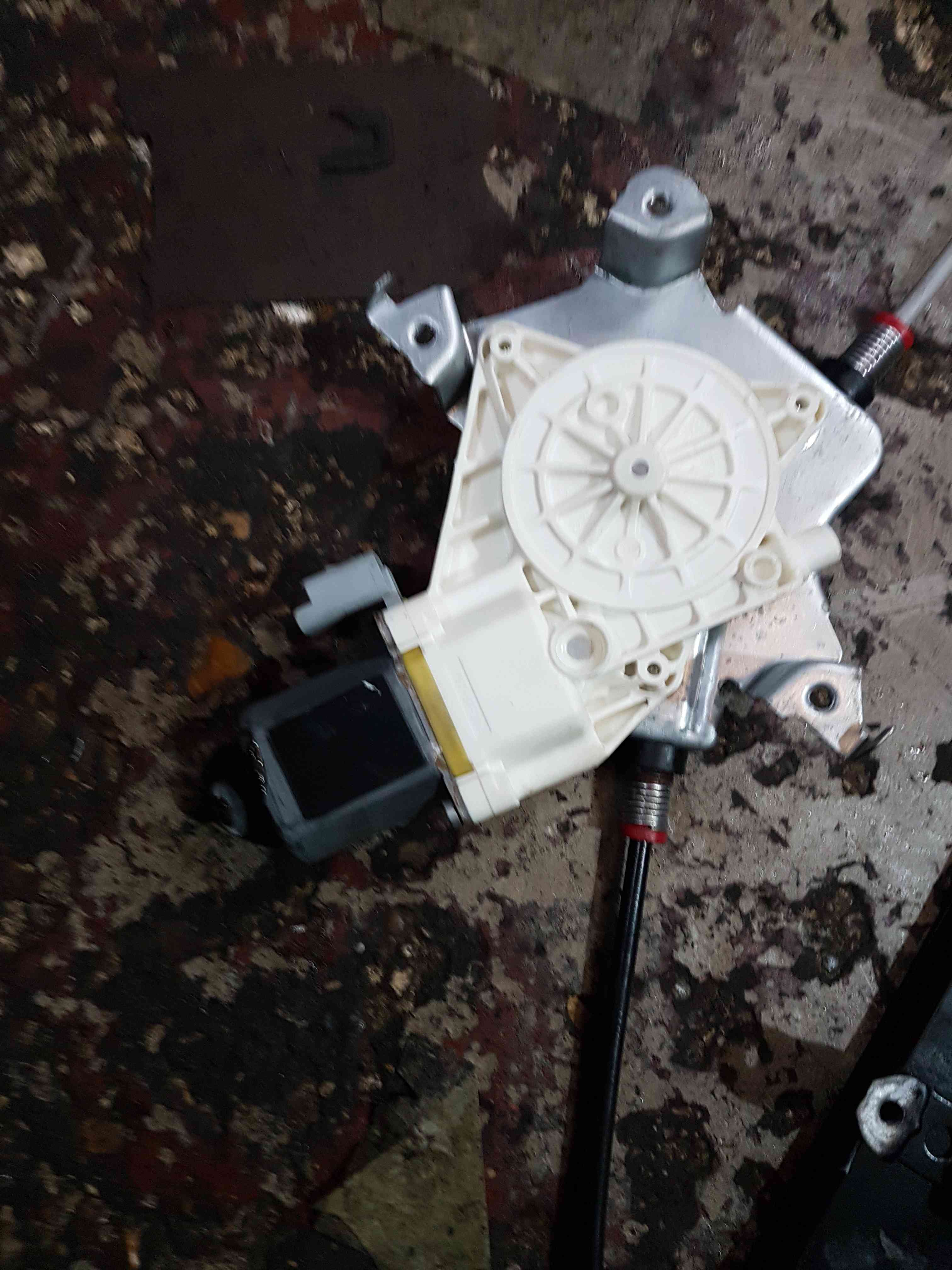 Thumb 4 Nissan Micra K12 2002-2010 Passenger NSF Front Window Regulator + Motor