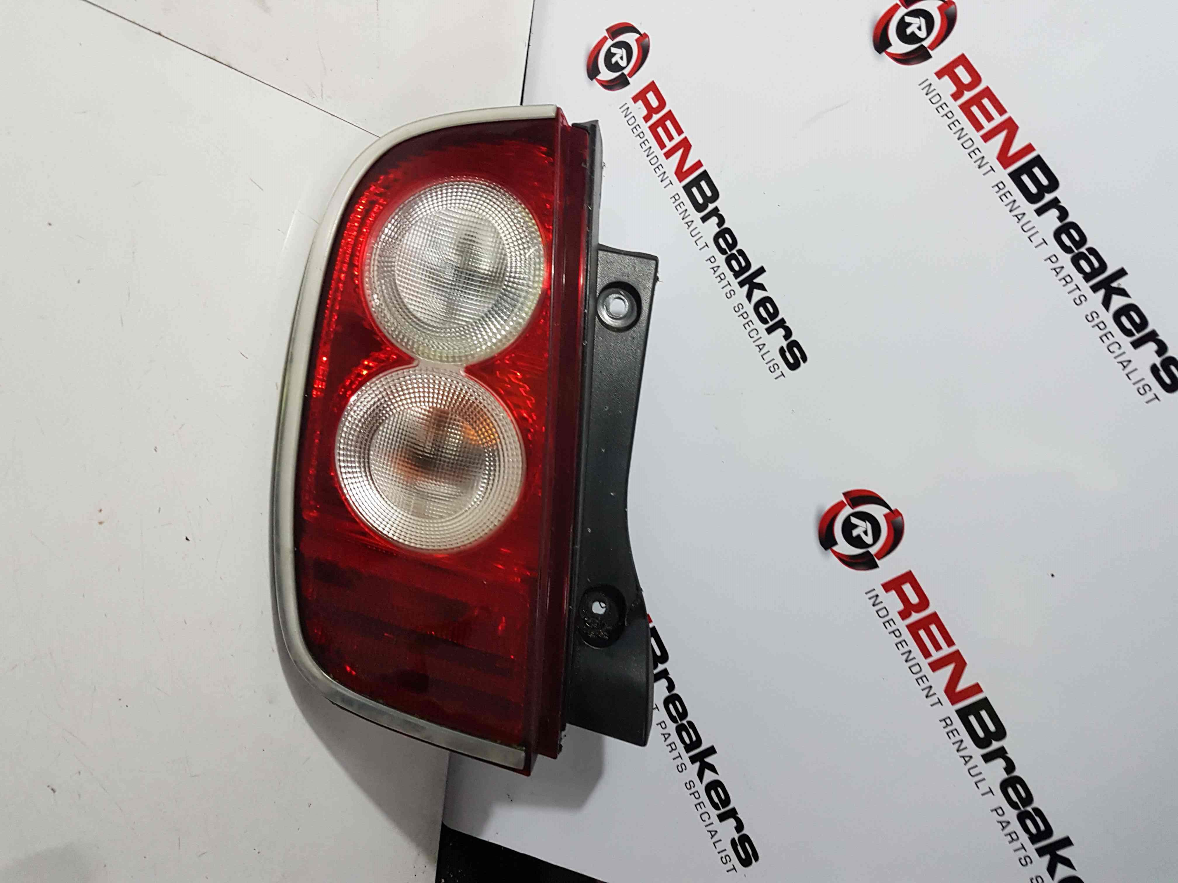 Thumb 4 Nissan Micra K12 2002-2010 Passenger NSR Rear Light 89938565