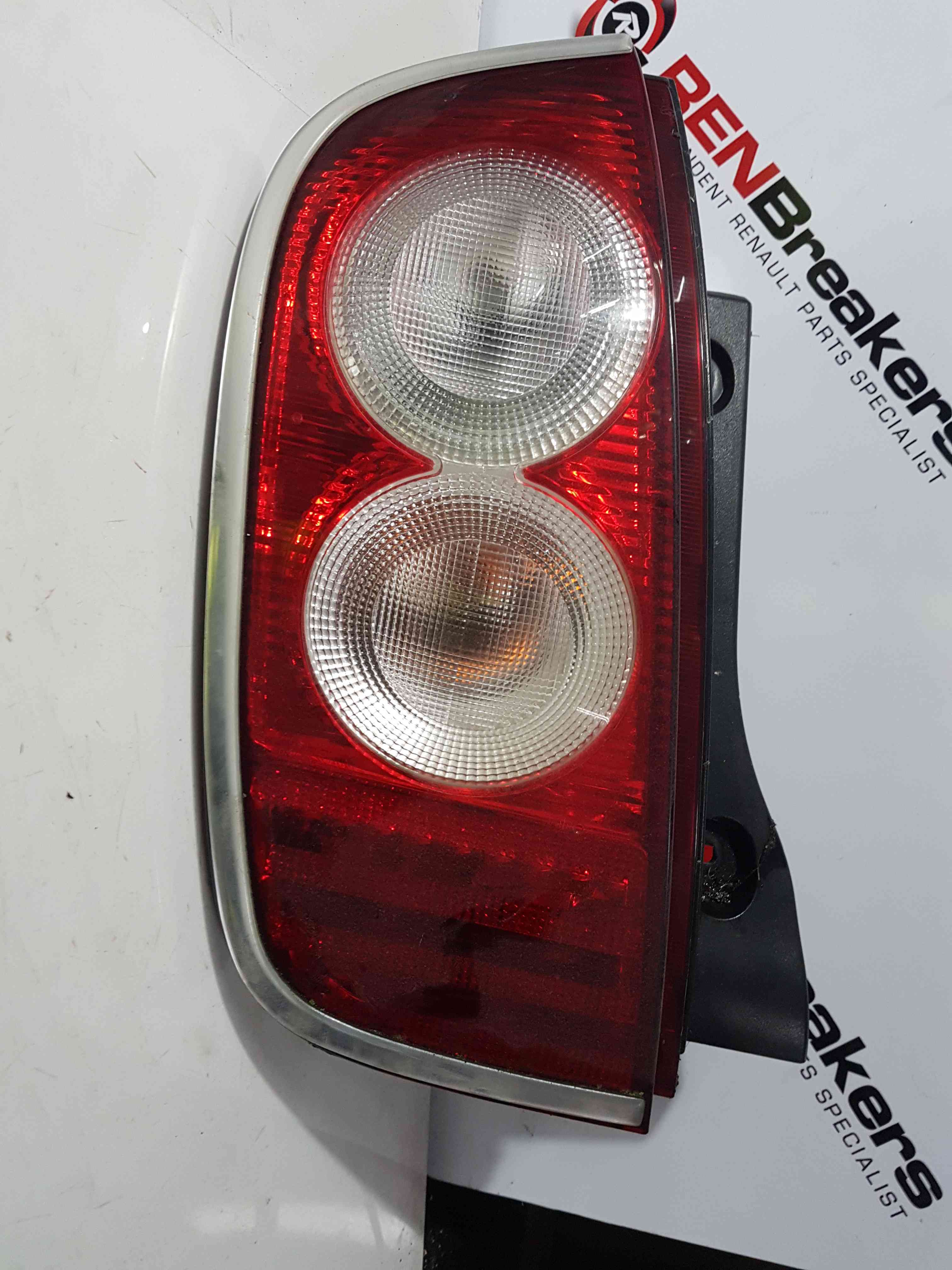 Thumb 3 Nissan Micra K12 2002-2010 Passenger NSR Rear Light 89938565