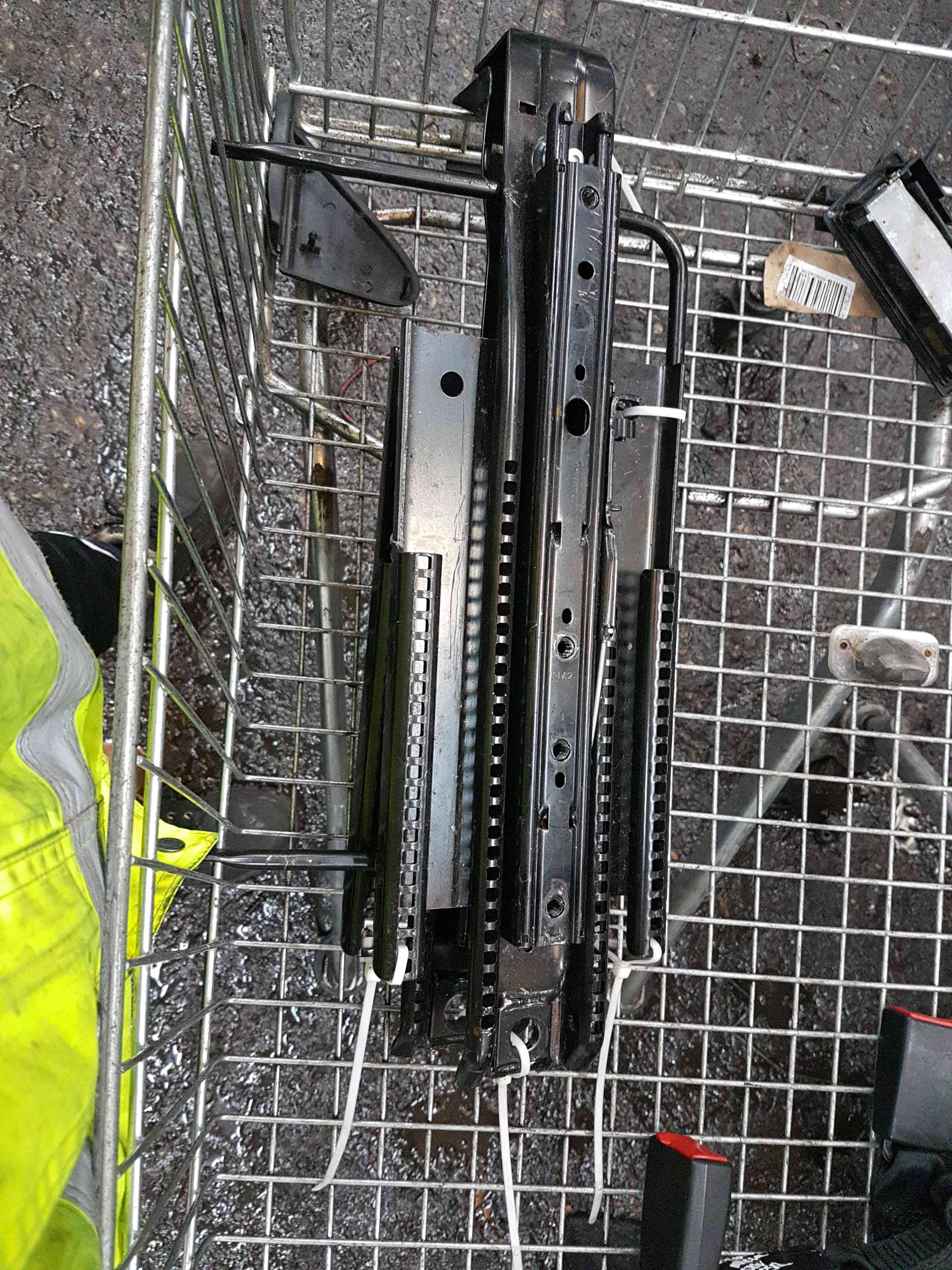 Thumb 4 Nissan Micra K12 2002-2010 Passenger NSR Rear Seat Runners