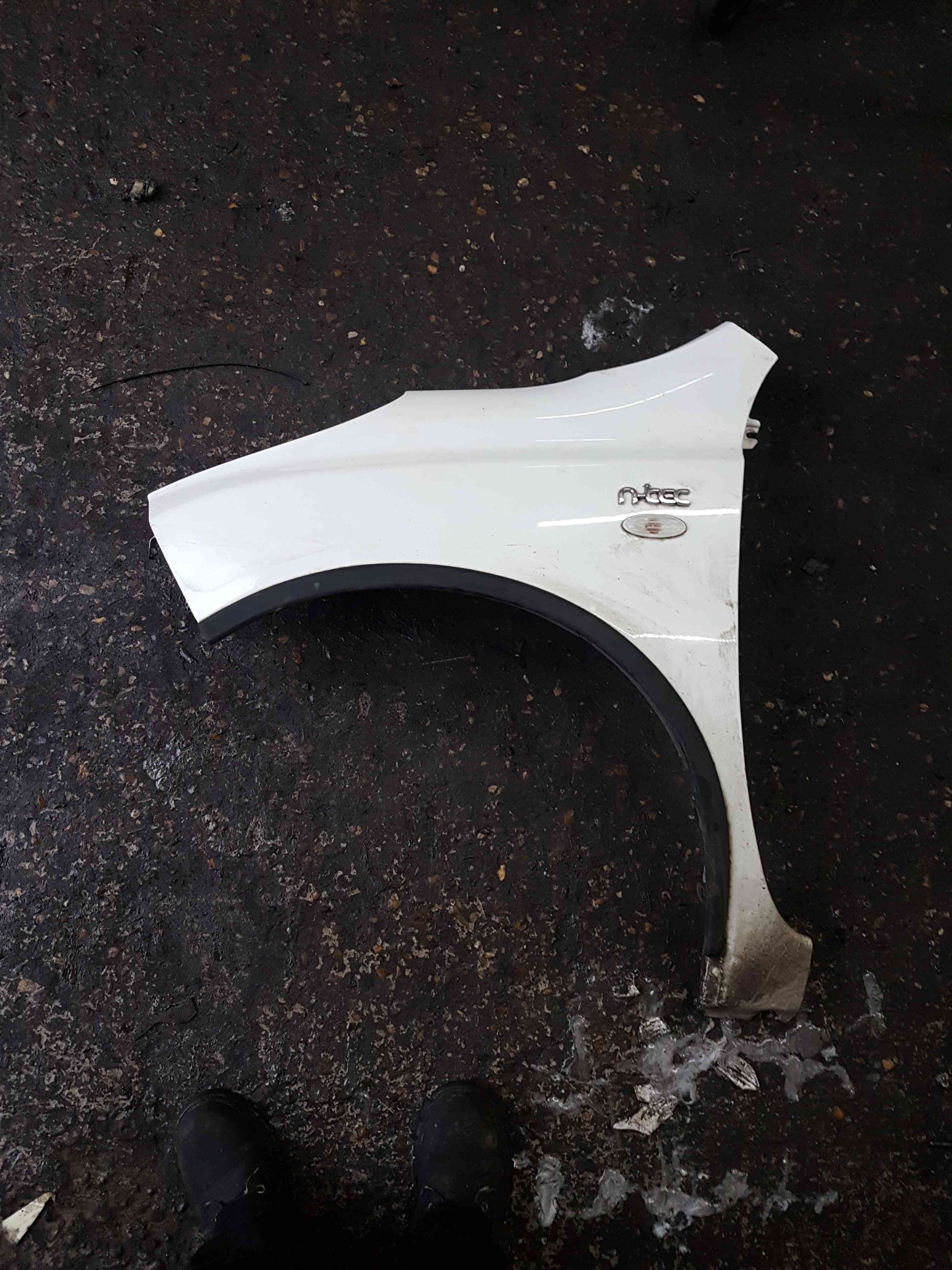 Thumb 5 Nissan Micra K12 2002-2010 Passenger Ns Wing White 326