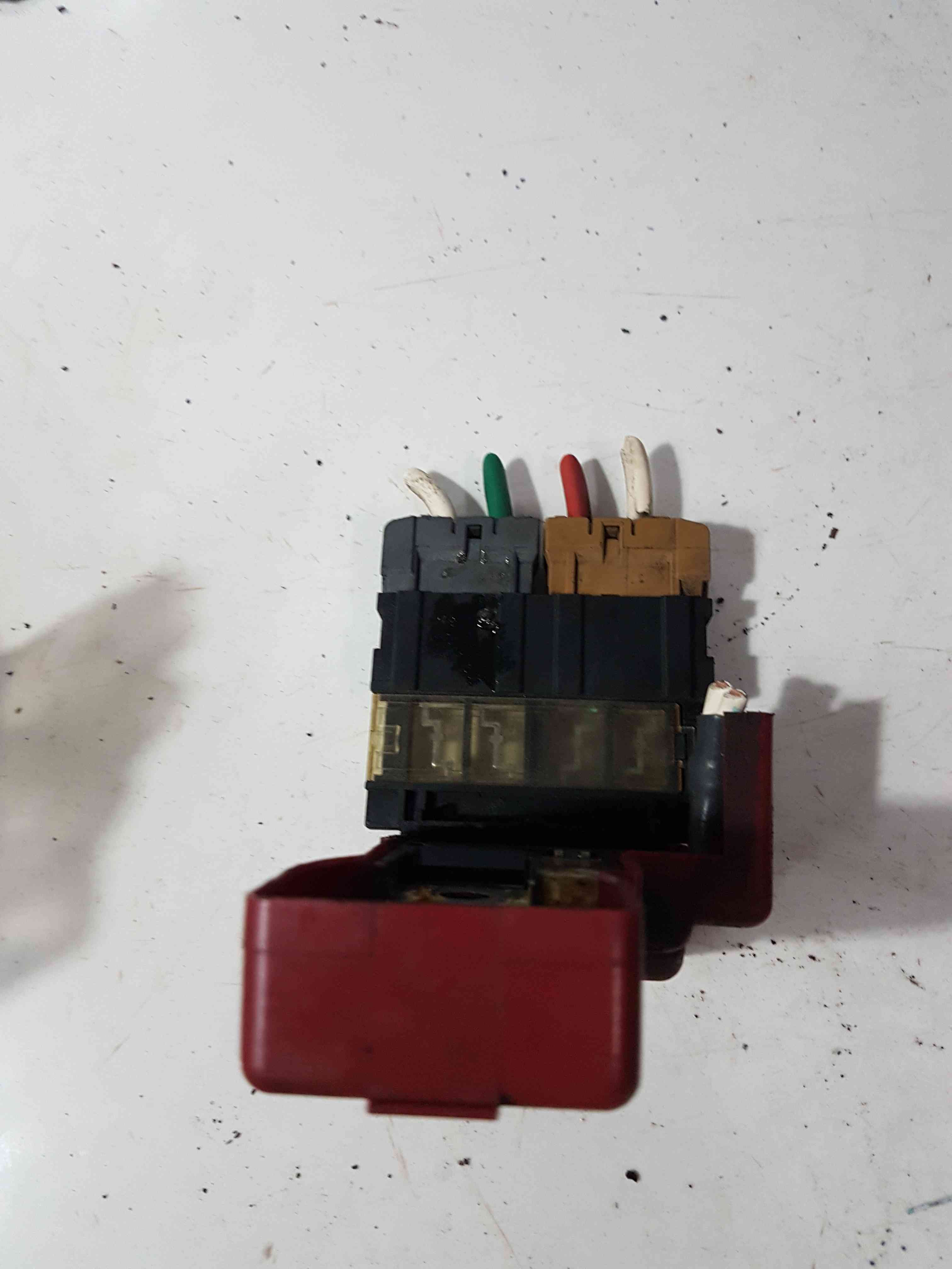 Thumb 2 Nissan Micra K12 2002-2010 Positive Battery Terminal Fuse Link