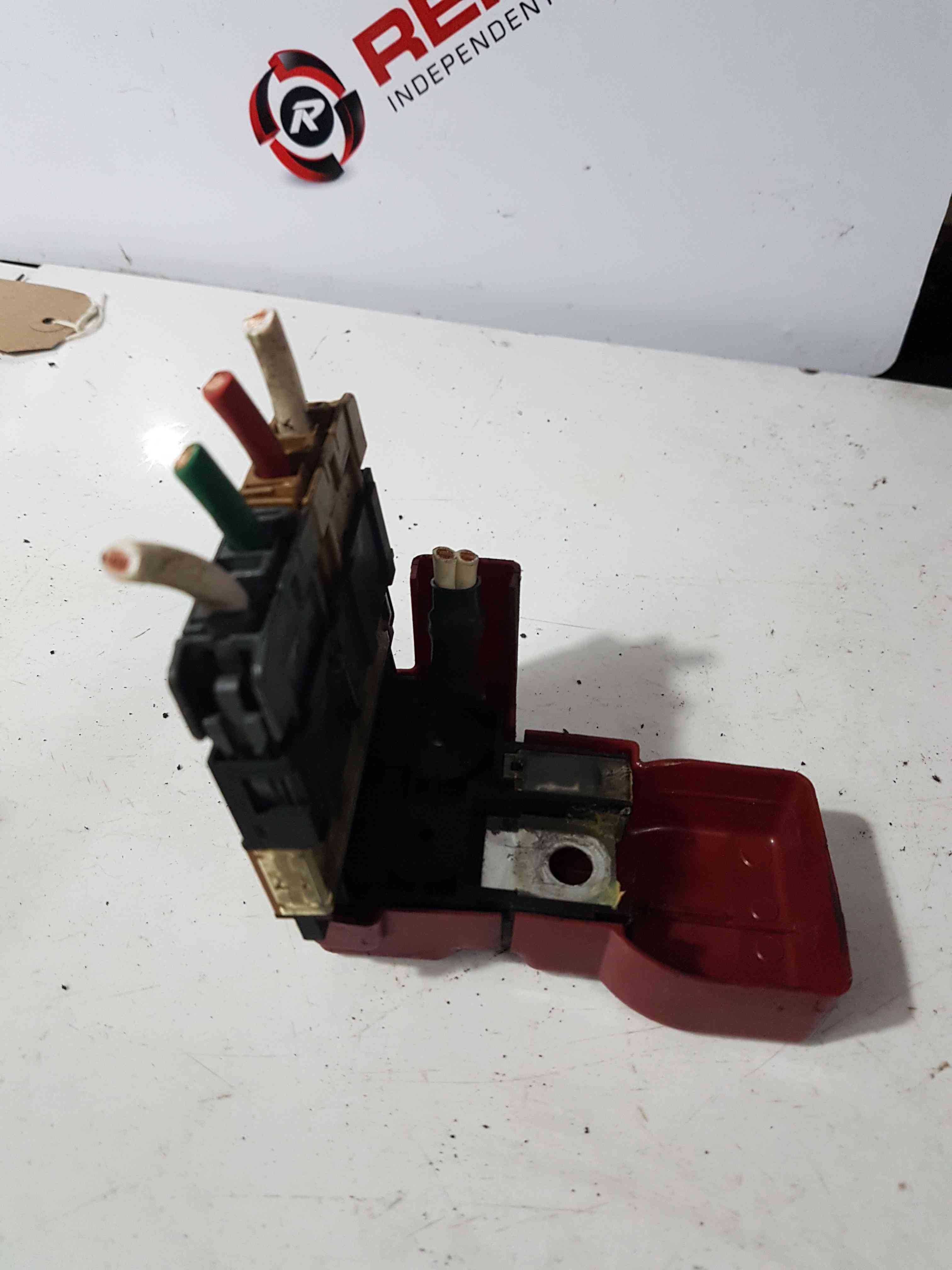 Thumb 5 Nissan Micra K12 2002-2010 Positive Battery Terminal Fuse Link