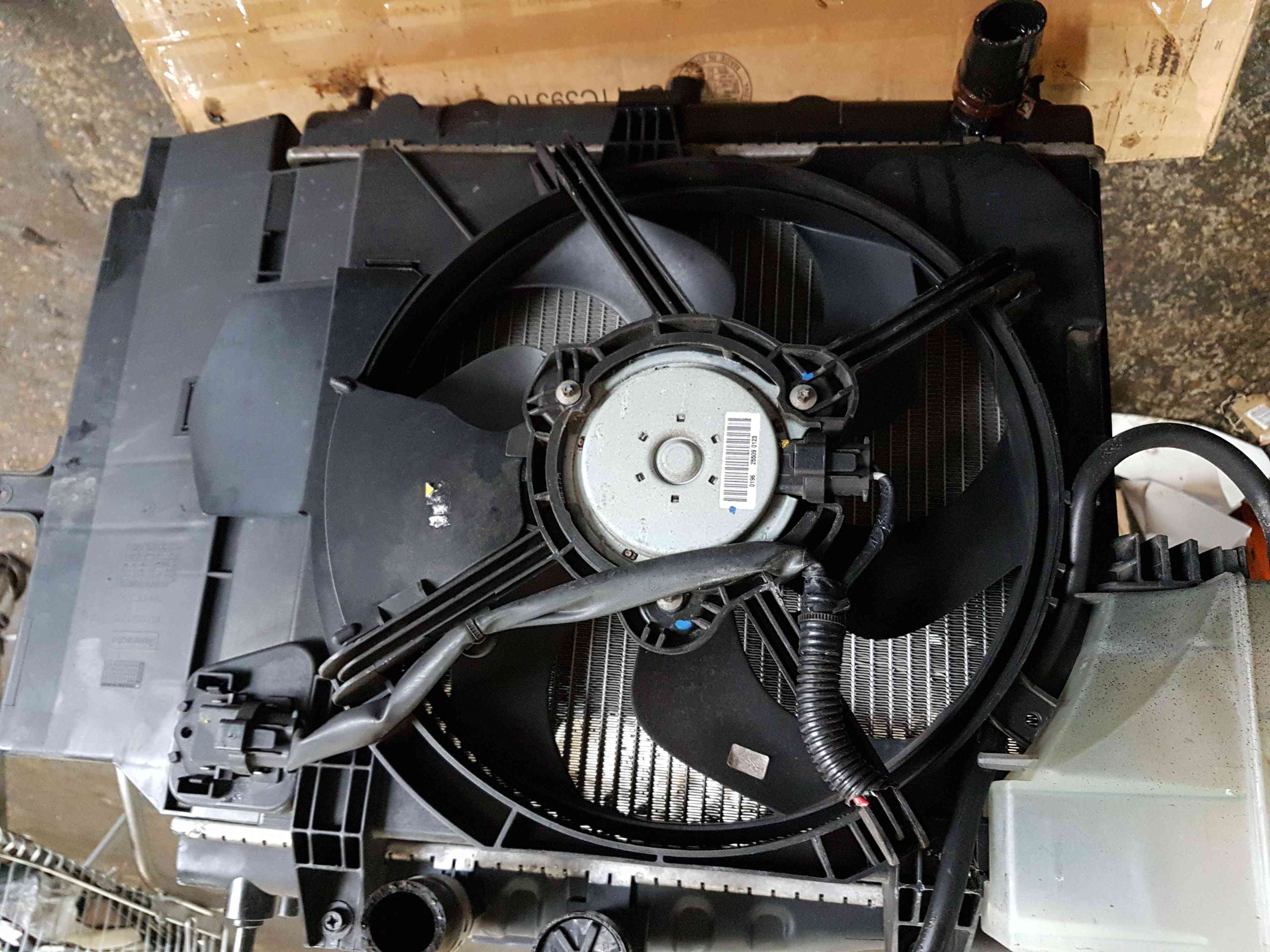 Thumb 7 Nissan Micra K12 2002-2010 RAD Pack Radiator + Cooling FAN 1.2 16V 21410AX600