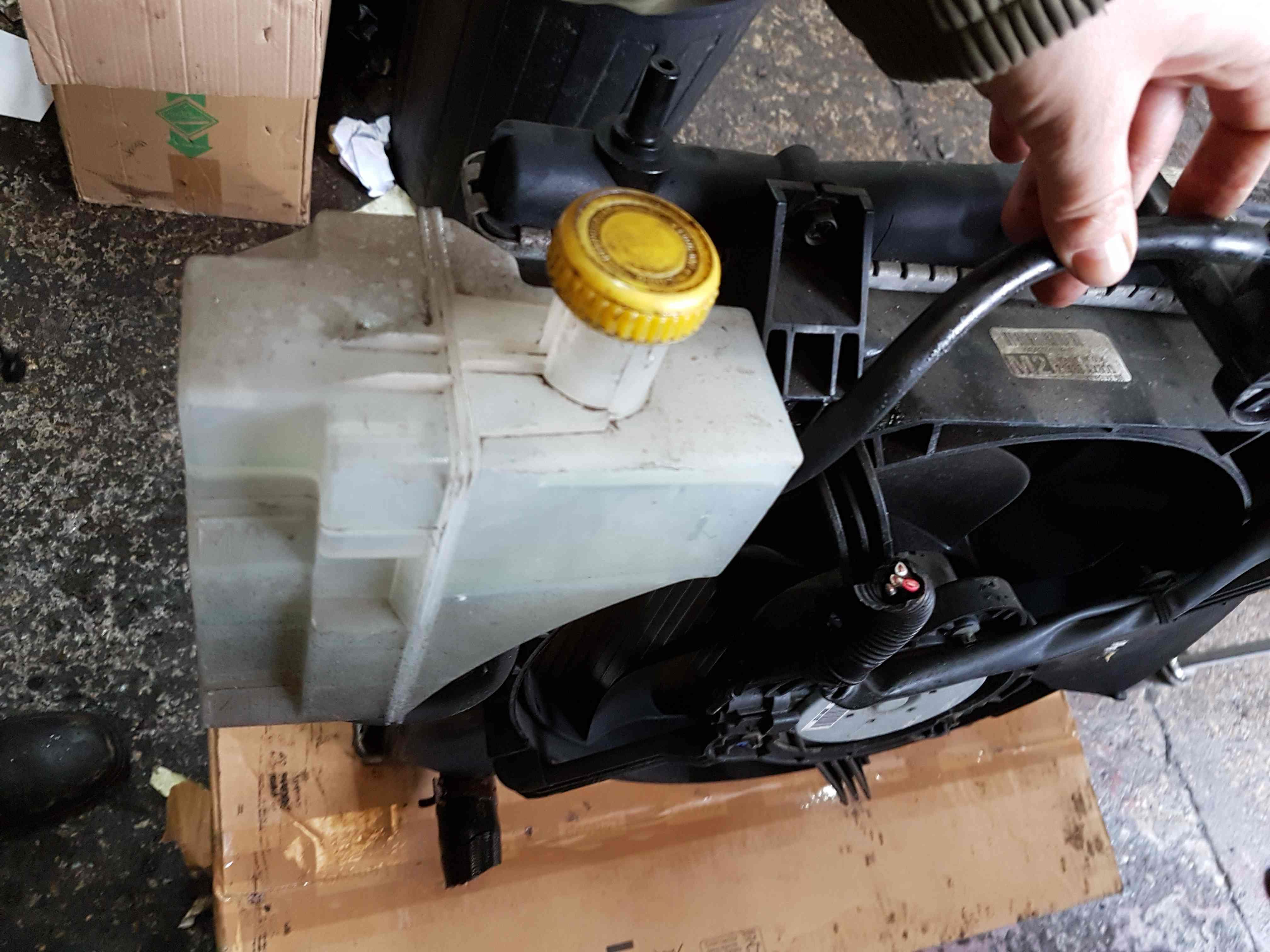 Thumb 8 Nissan Micra K12 2002-2010 RAD Pack Radiator + Cooling FAN 1.2 16V 21410AX600