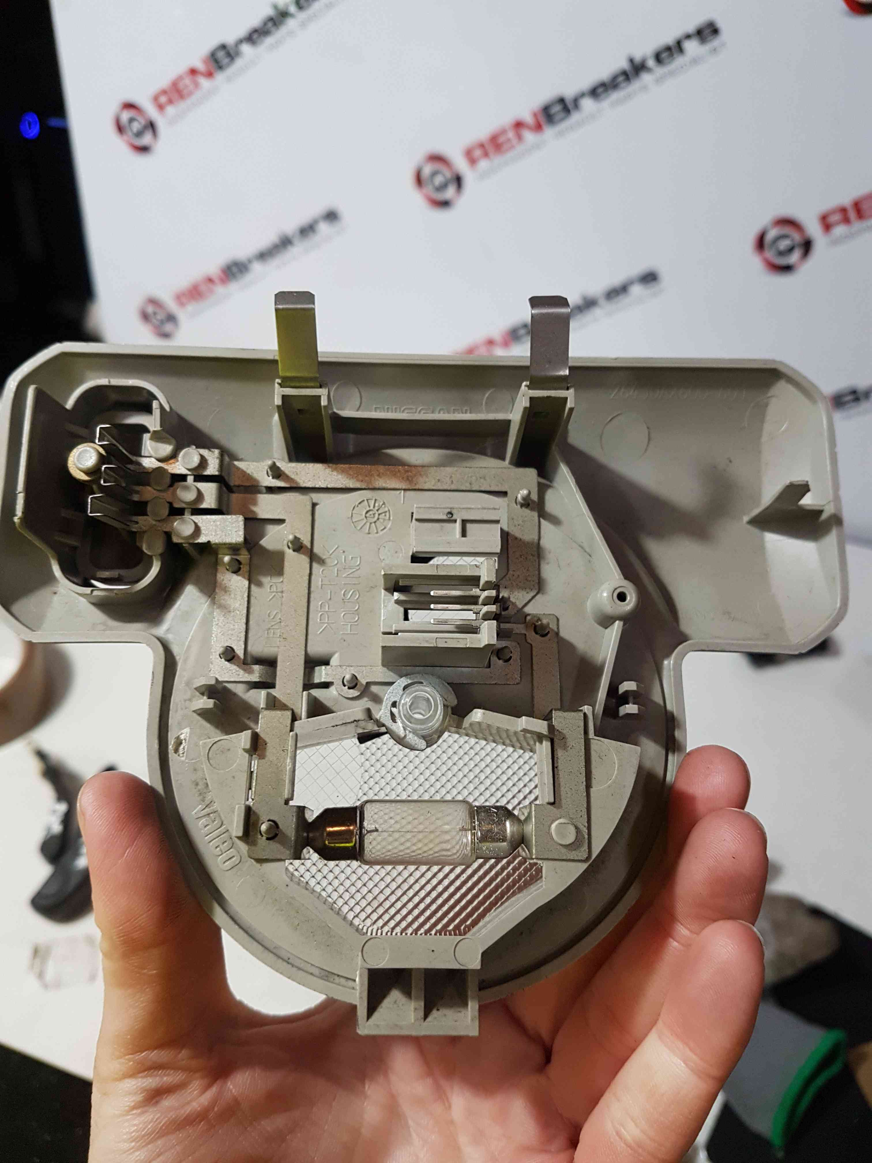 Thumb 5 Nissan Micra K12 2002-2010 Roof Interior Light