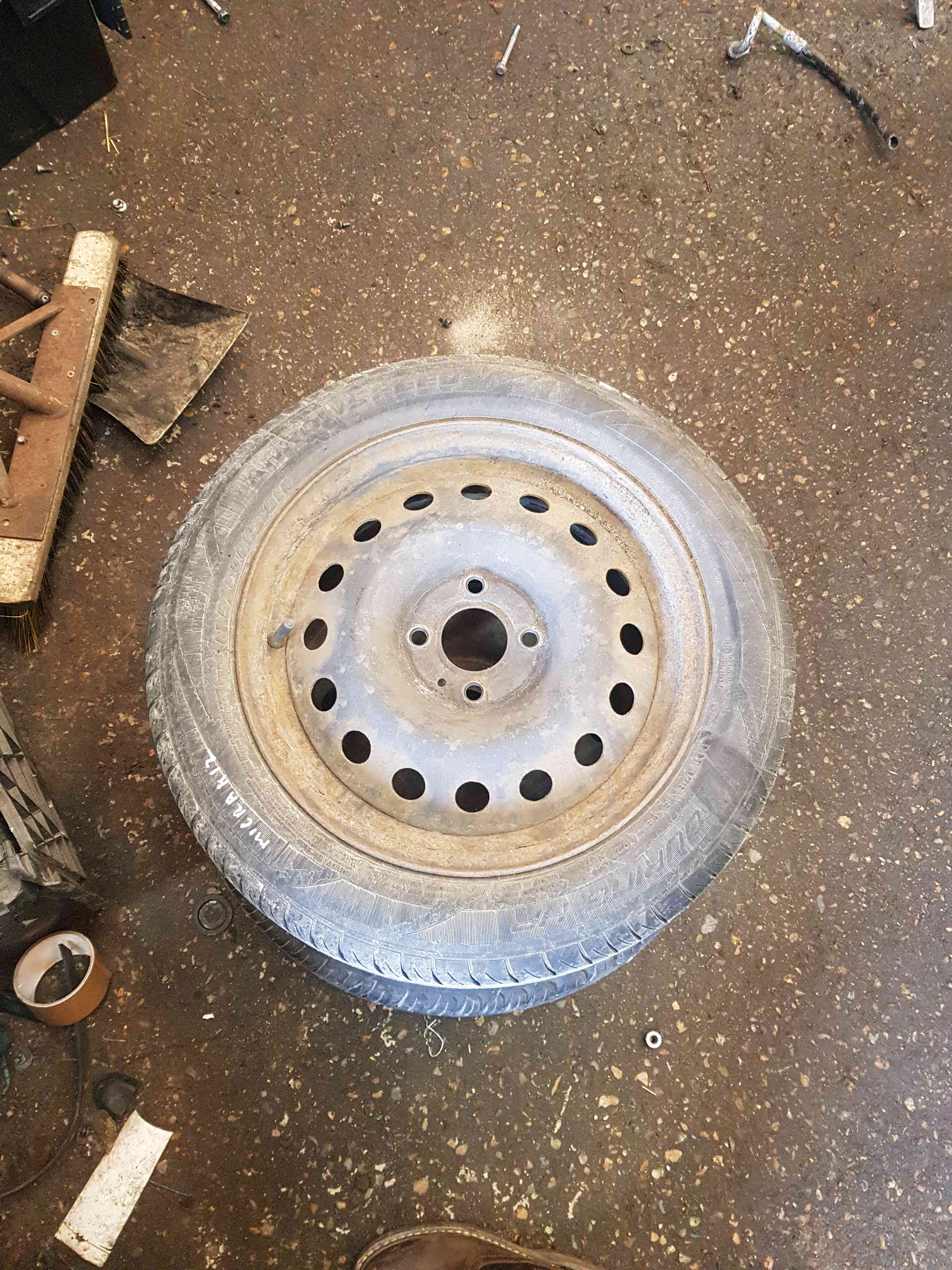 Thumb 5 Nissan Micra K12 2002-2010 Steel Wheel + Tyre 175 60 15 6Mm 4/5