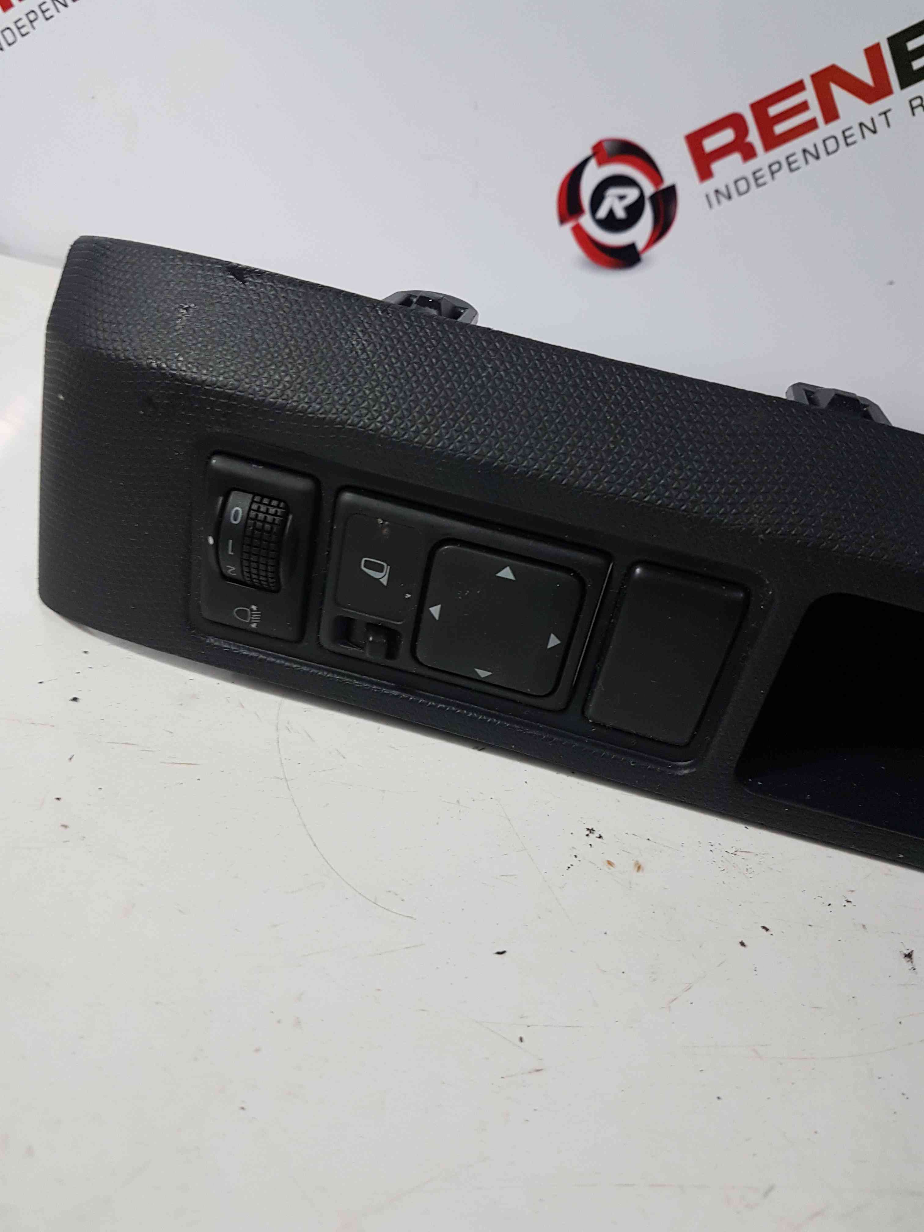 Thumb 4 Nissan Micra K12 2002-2010 Wing Mirror Panel Adjuster