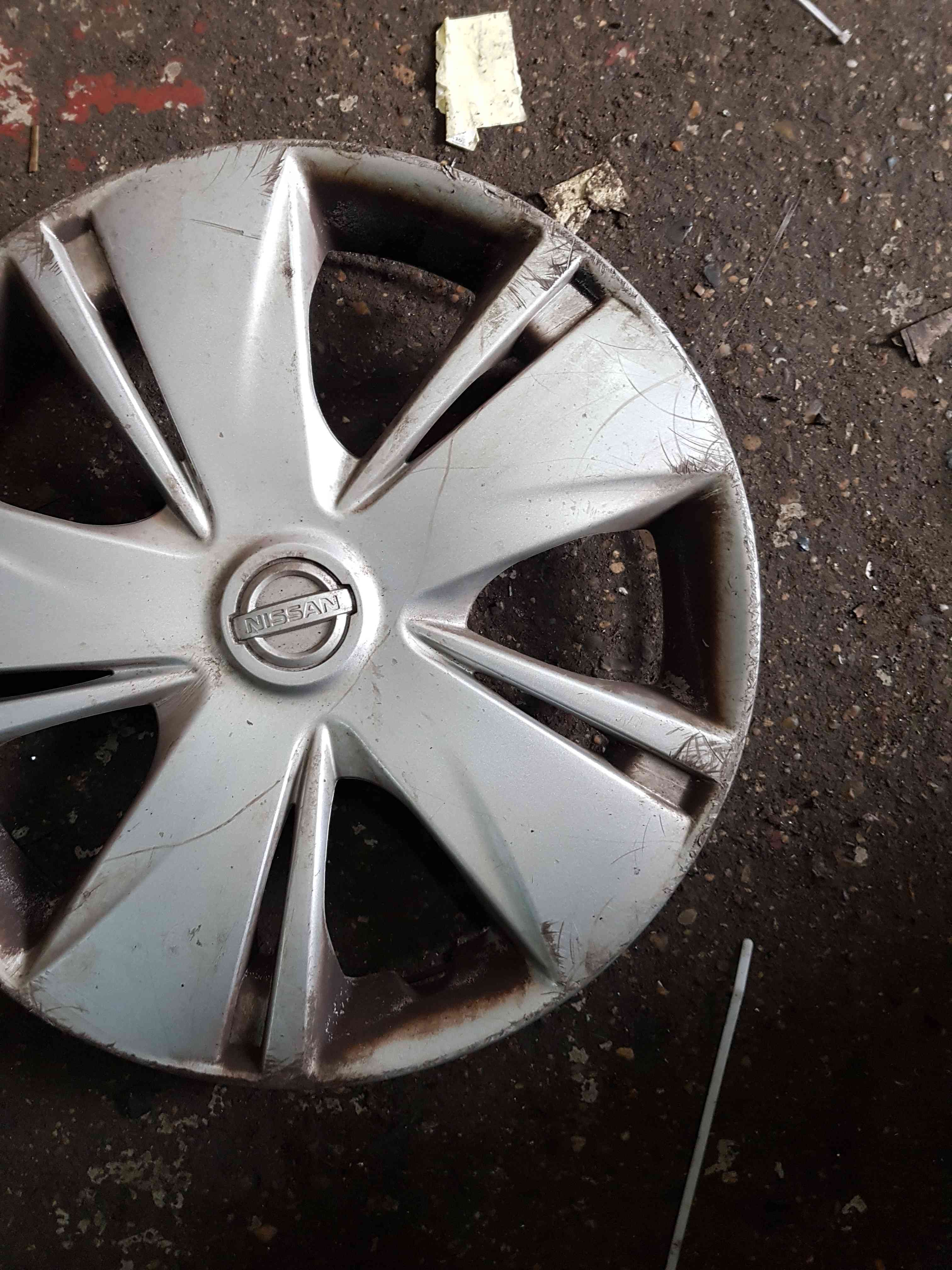 Thumb 4 Nissan Micra K13 2010-2017 14inch Wheel Trim  HUB Cap 403153Hn0b 3/5