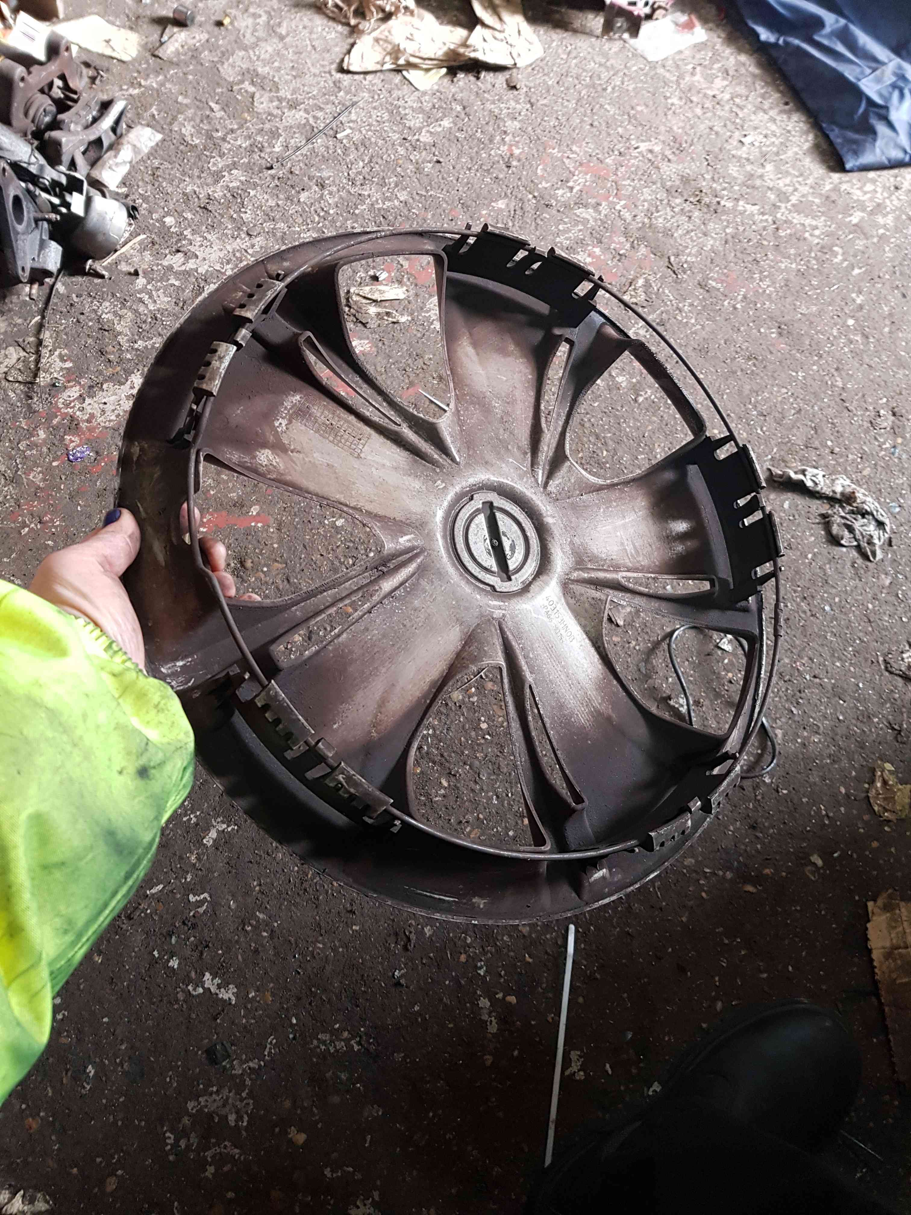 Thumb 6 Nissan Micra K13 2010-2017 14inch Wheel Trim  HUB Cap 403153Hn0b 3/5