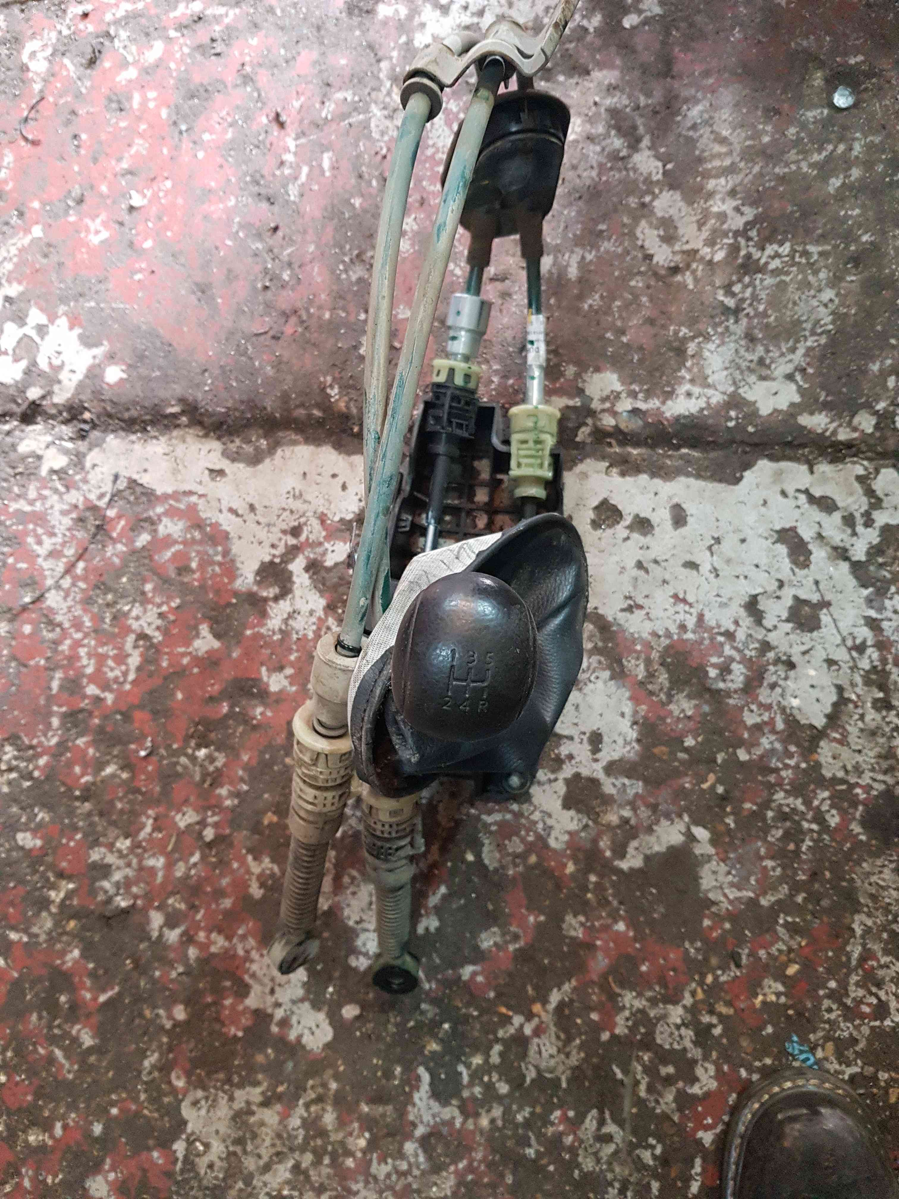 Thumb 2 Nissan Micra K13 2010-2017 Gearstick Mechanism + Cables