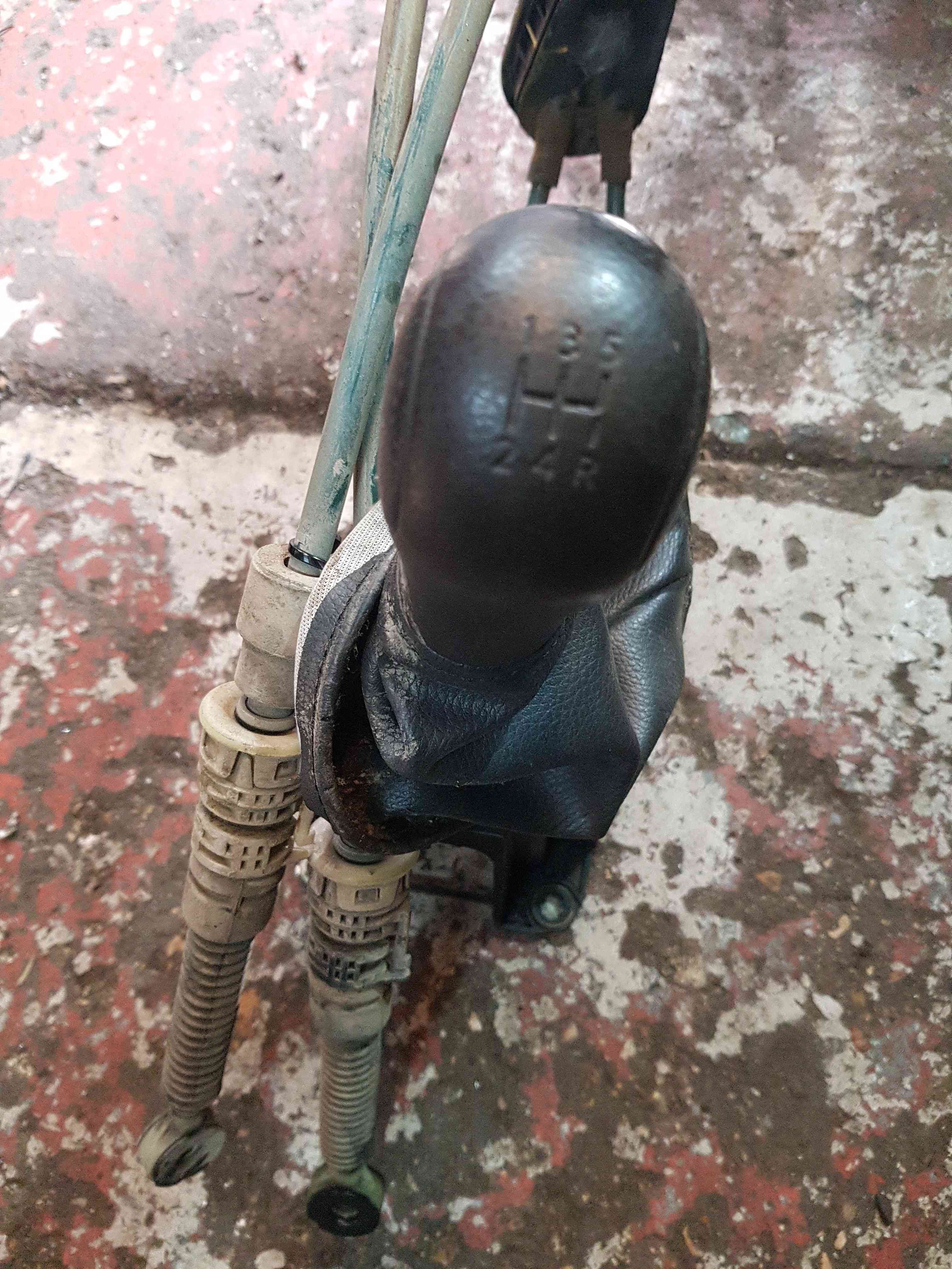 Thumb 6 Nissan Micra K13 2010-2017 Gearstick Mechanism + Cables