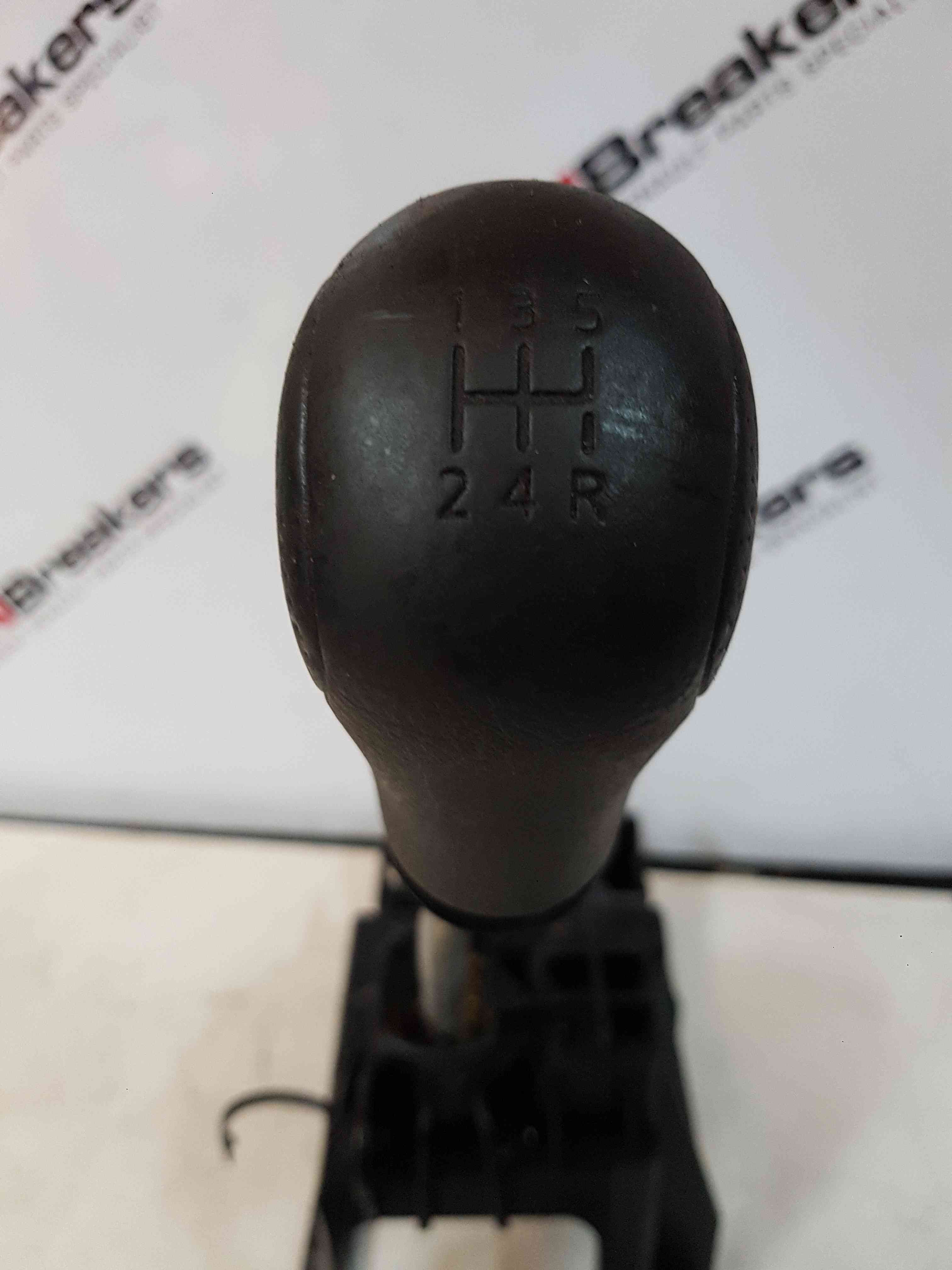 Thumb 2 Nissan Micra K13 2010-2017 Gearstick Mechanism Knob