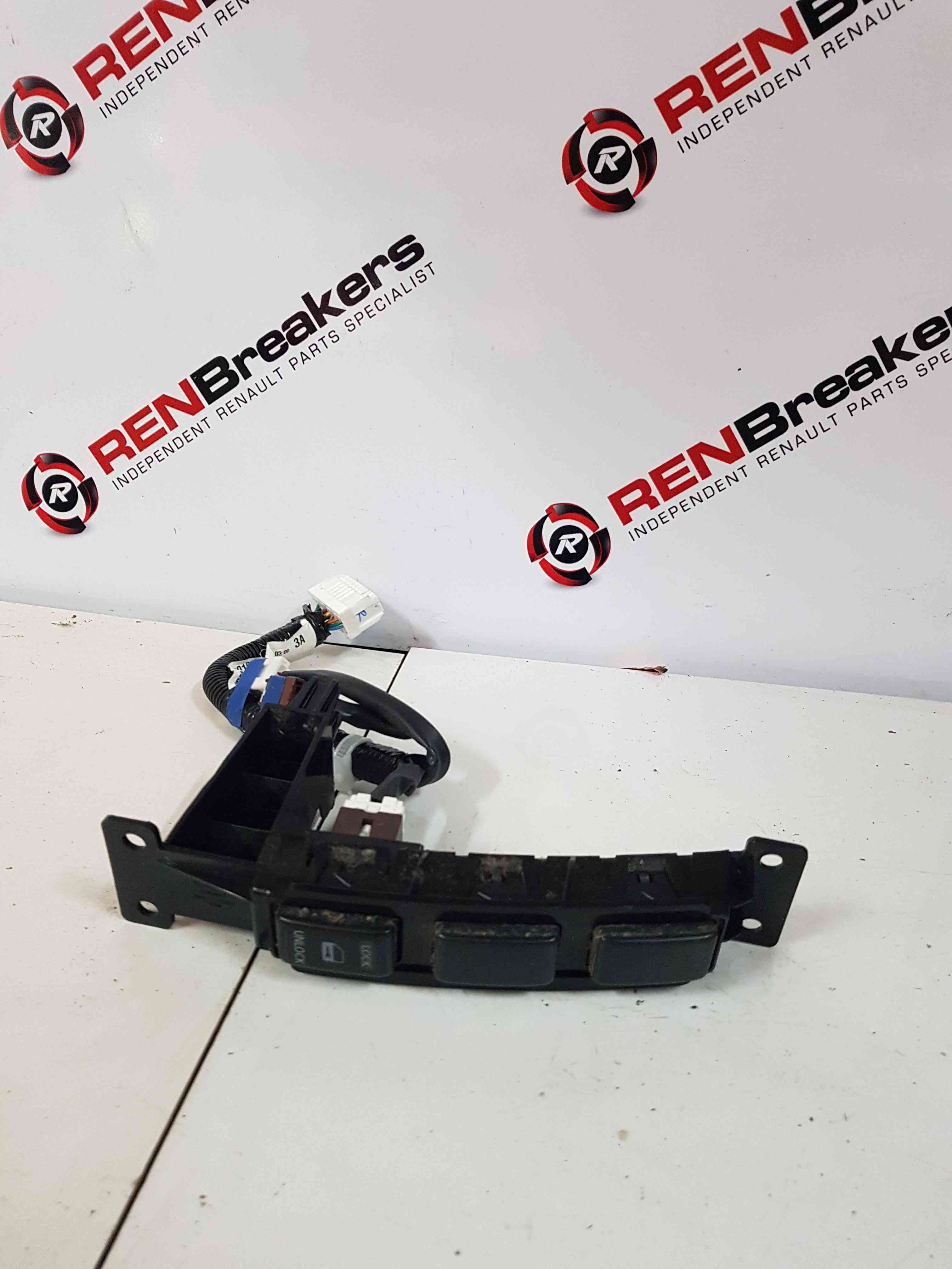 Thumb 2 Nissan Micra K13 2010-2017 Unlock Lock Button