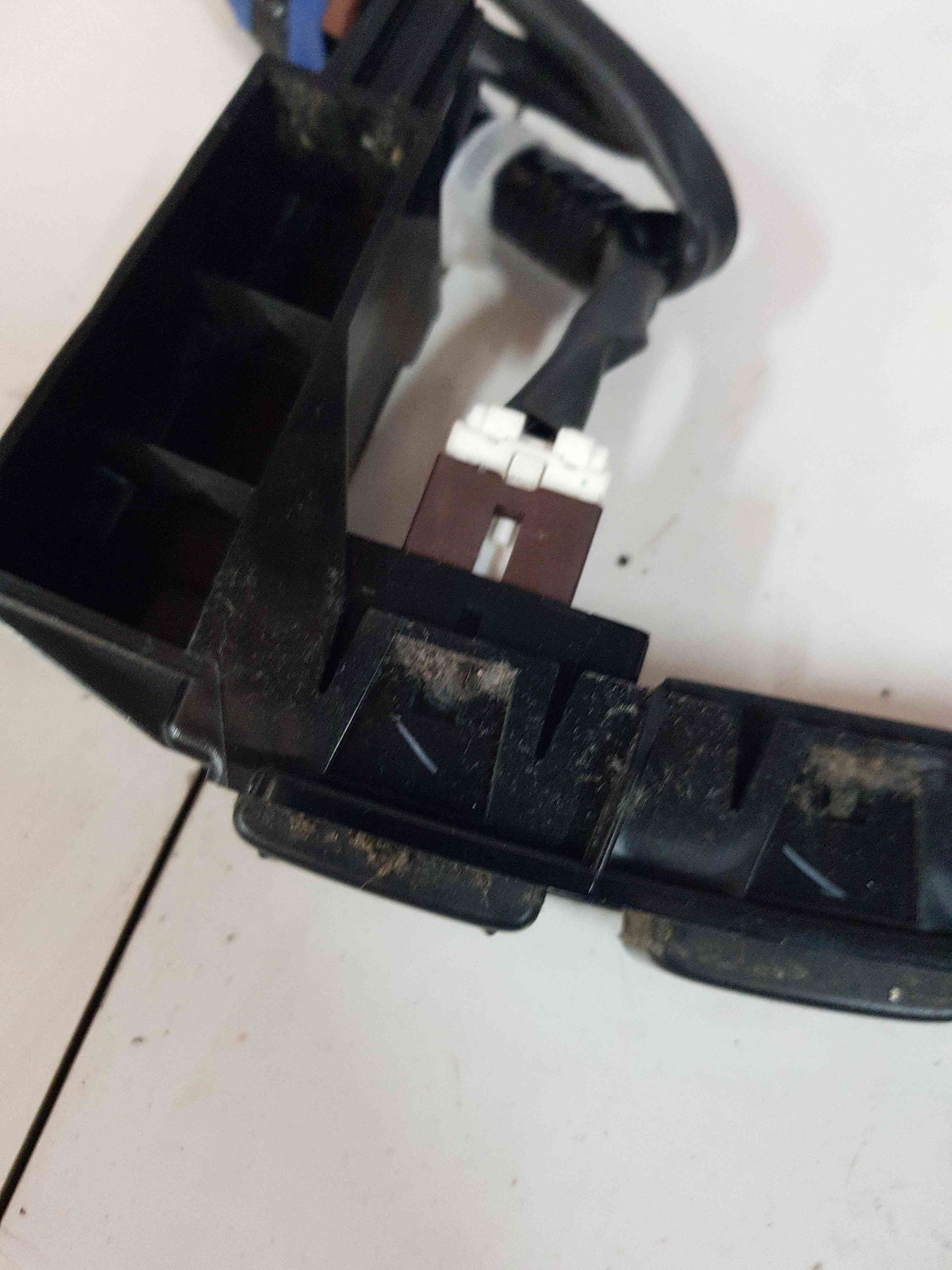 Thumb 3 Nissan Micra K13 2010-2017 Unlock Lock Button