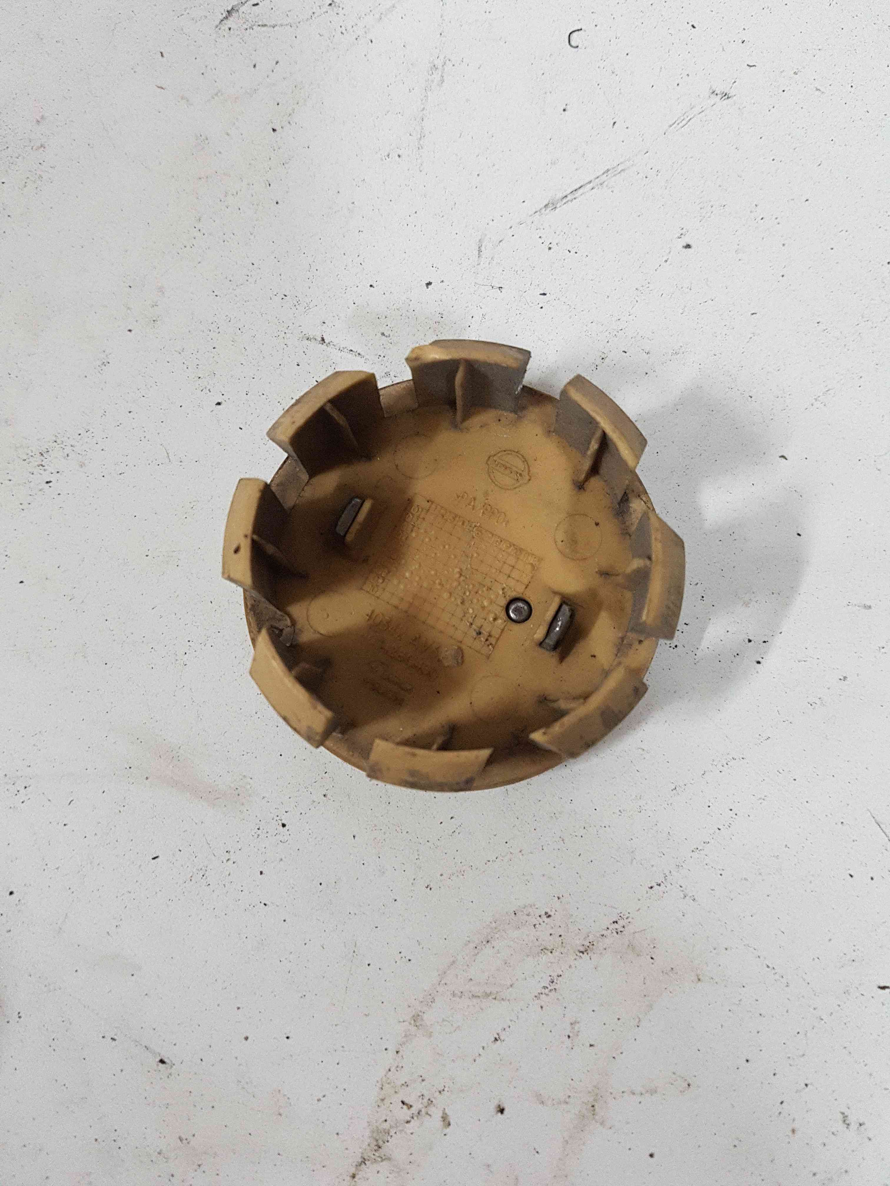 Thumb 3 Nissan Micra Note E11 2005-2012 Alloy Wheel Centre CAP 4/5 40342AV610