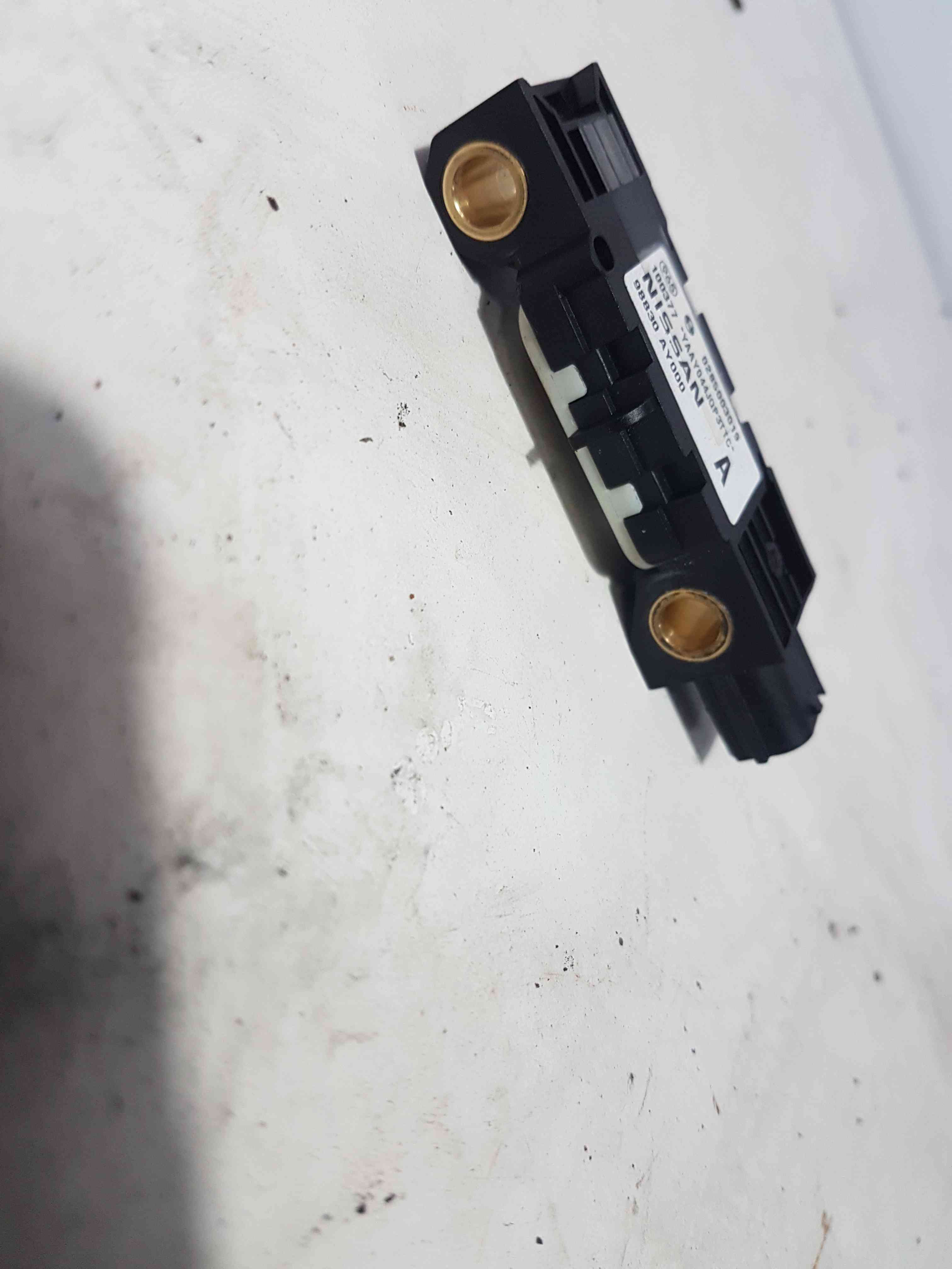 Thumb 2 Nissan Micra Note K12 2002-2010 Airbag Sensor 98830Ay000.0285003019