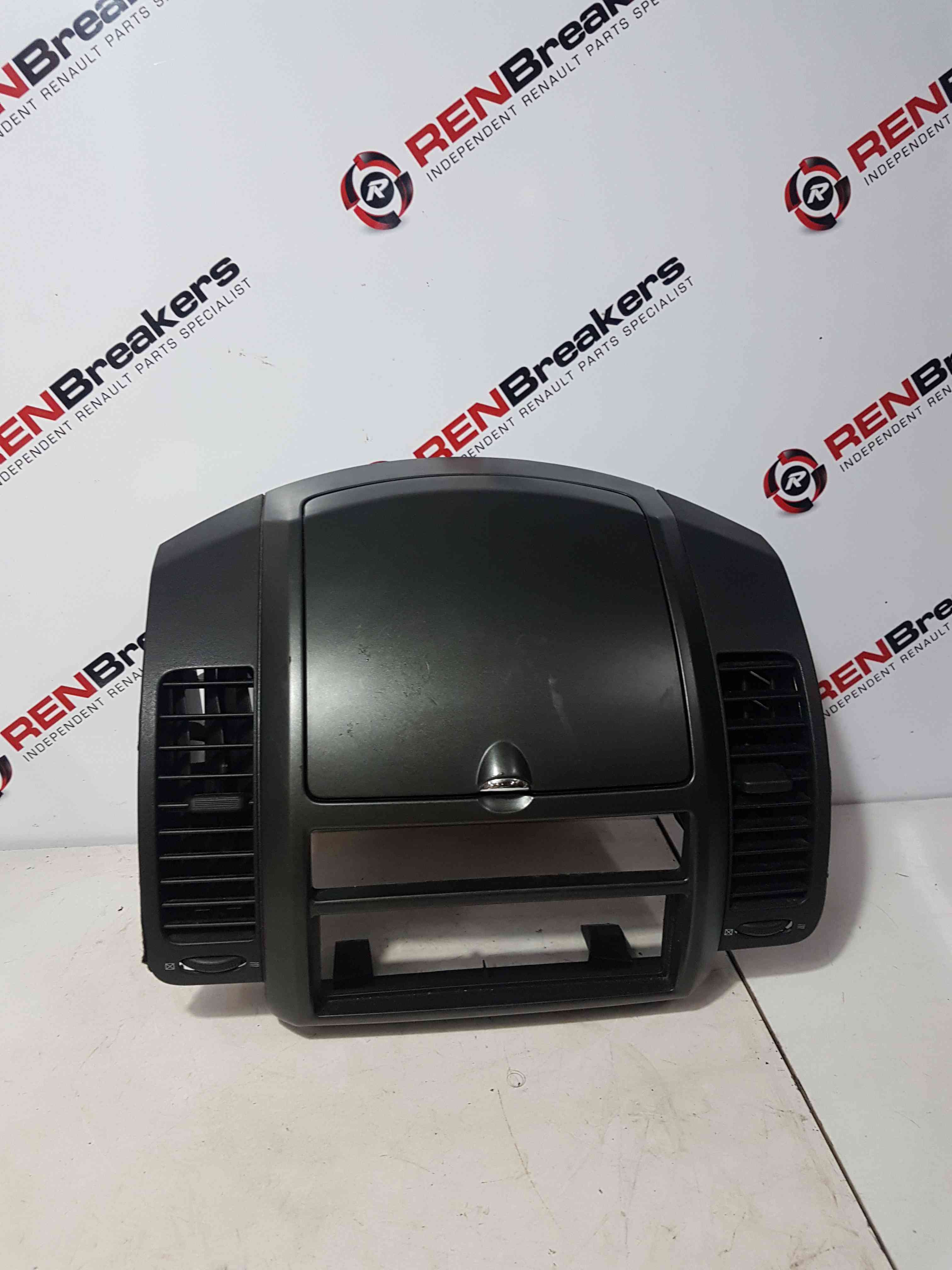 Thumb 4 Nissan Note E11 2005-2012 Centre TOP Box Vents Surround 682609u000