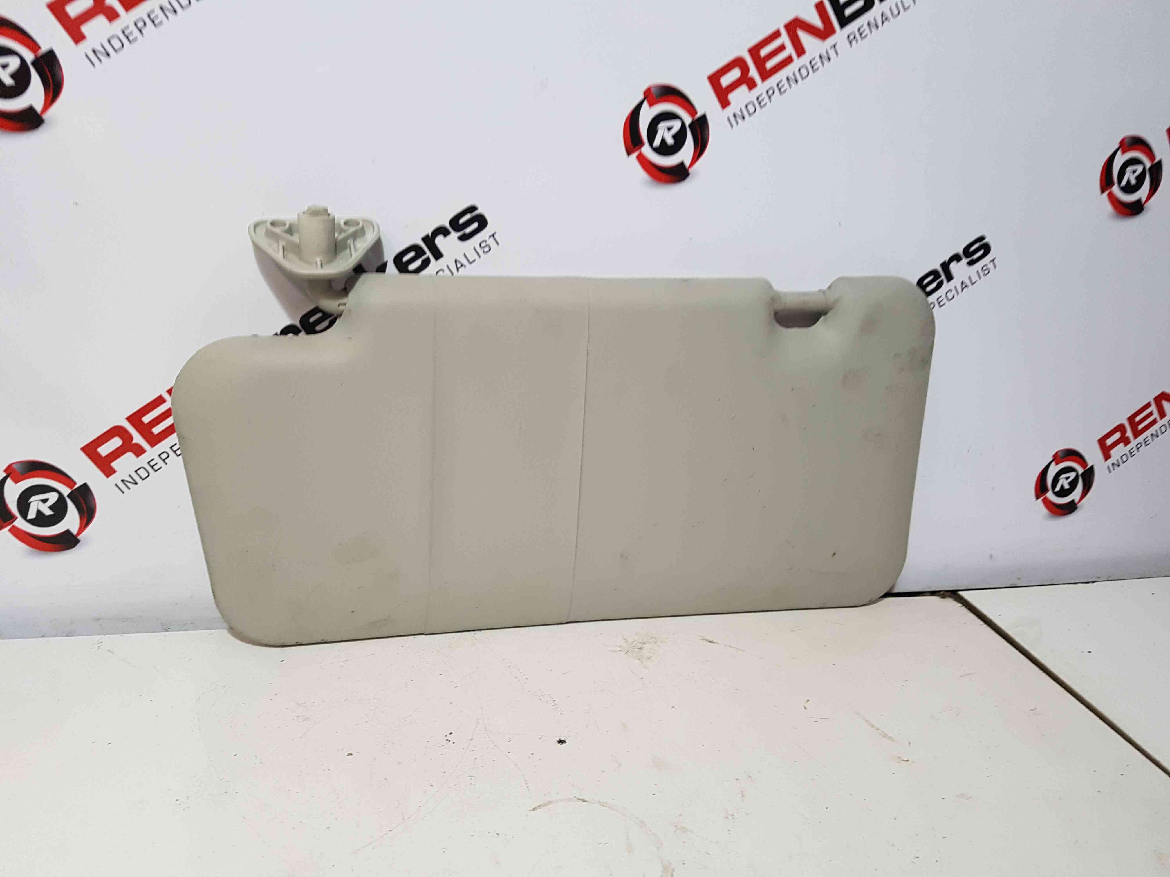 Thumb 4 Nissan Micra Note K12 2002-2010 Driver OSF Front SUN Visor
