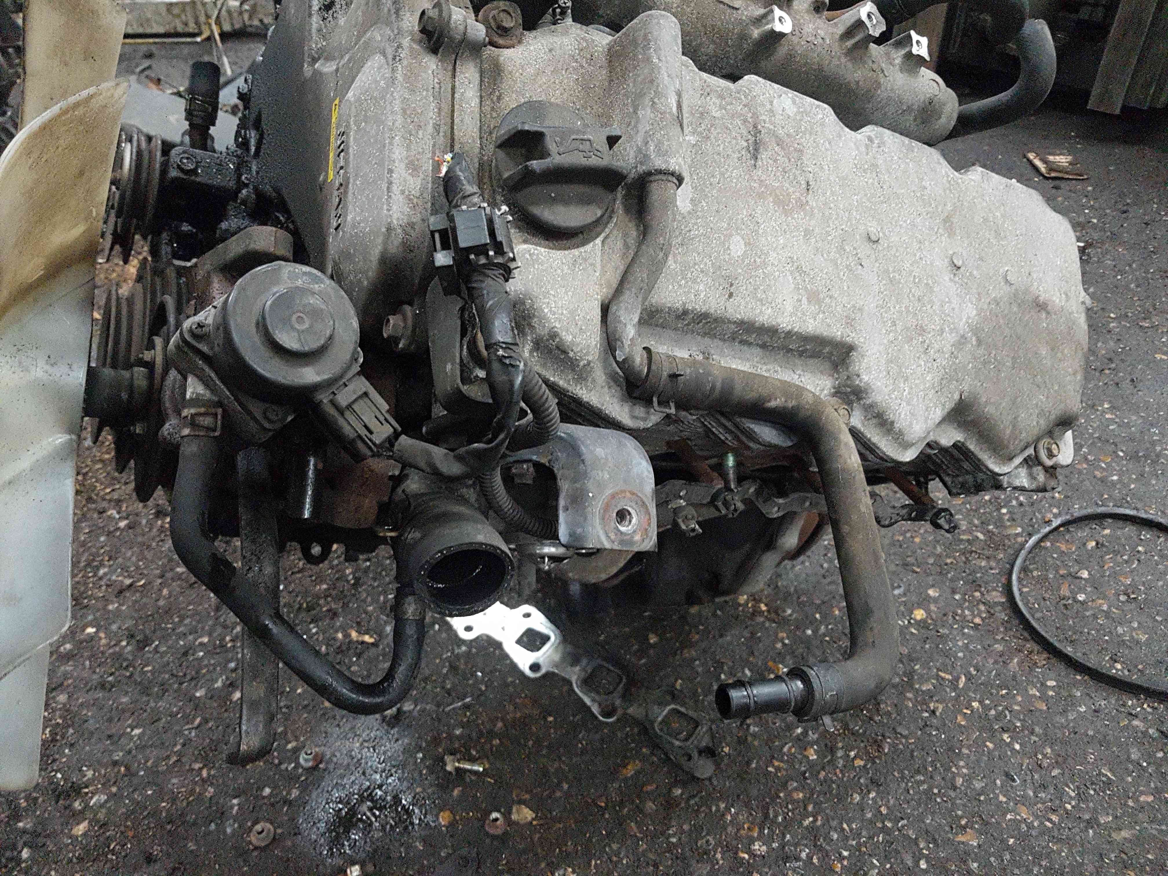 Thumb 4 Nissan Navara 2.5L D22 2002-2005 2.5L Bare Diesel Engine Yd25ddti
